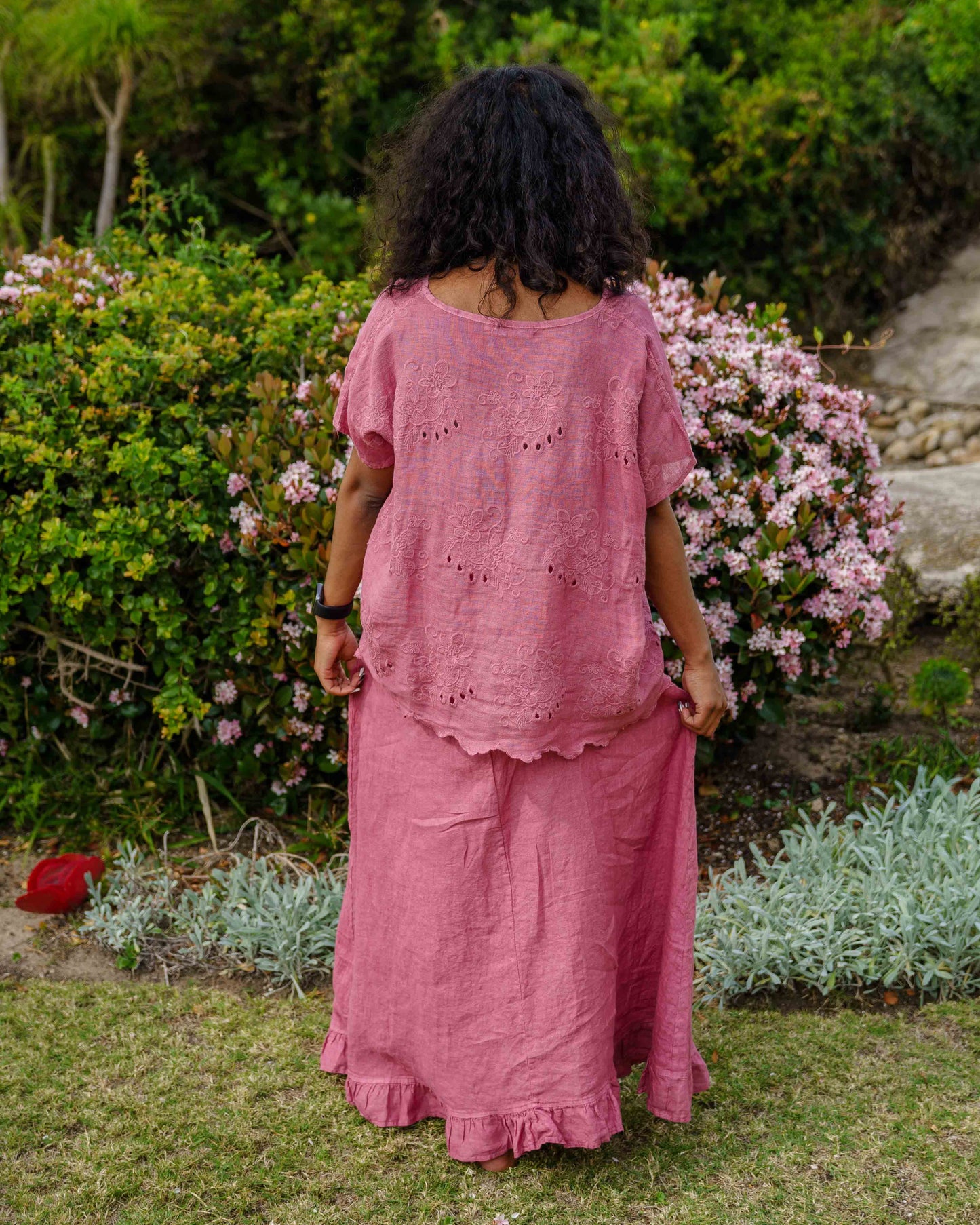 Sweet Talk Linen Skirt | Rose Bouquet