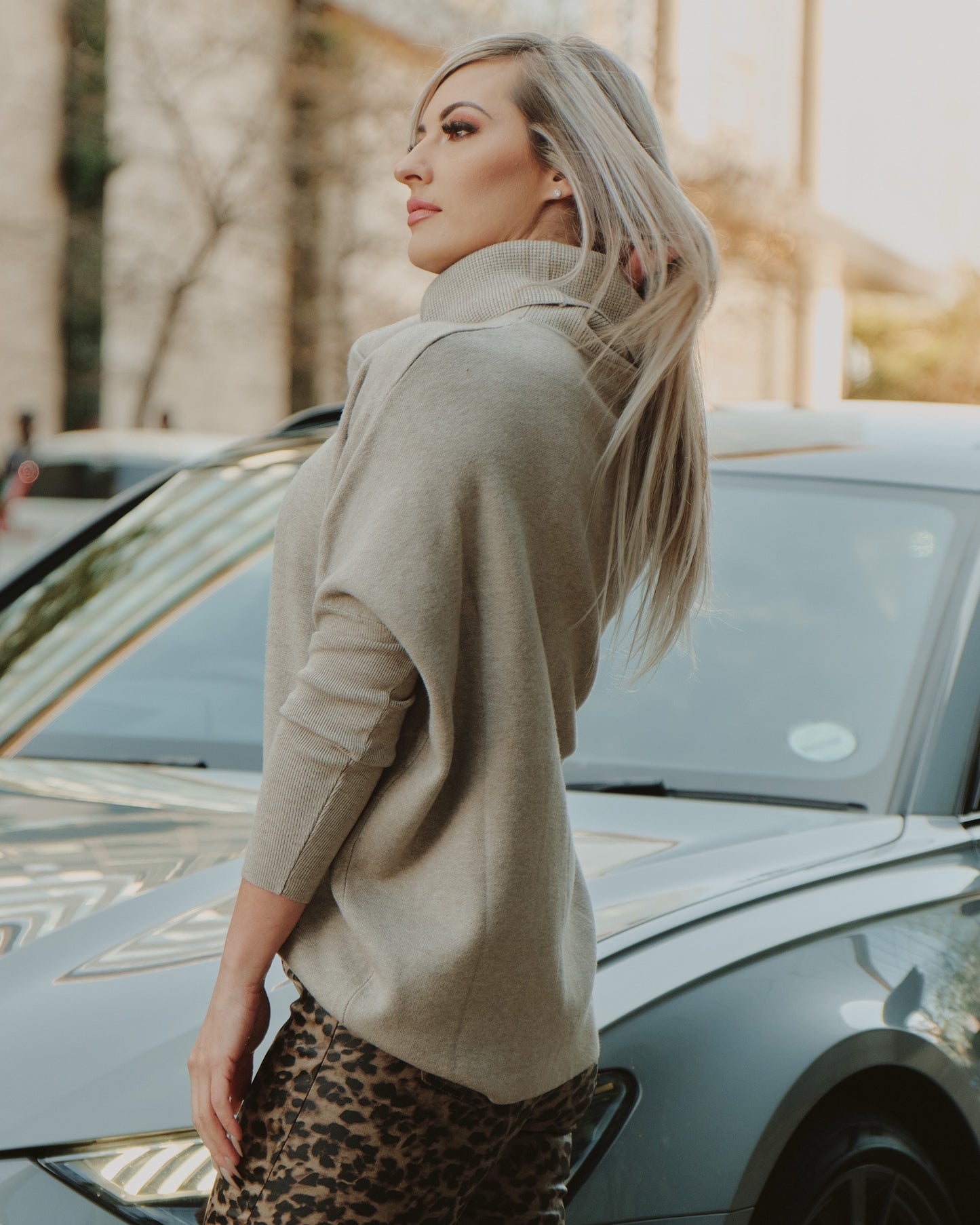 Beyond Me Chunky Knit | Taupe