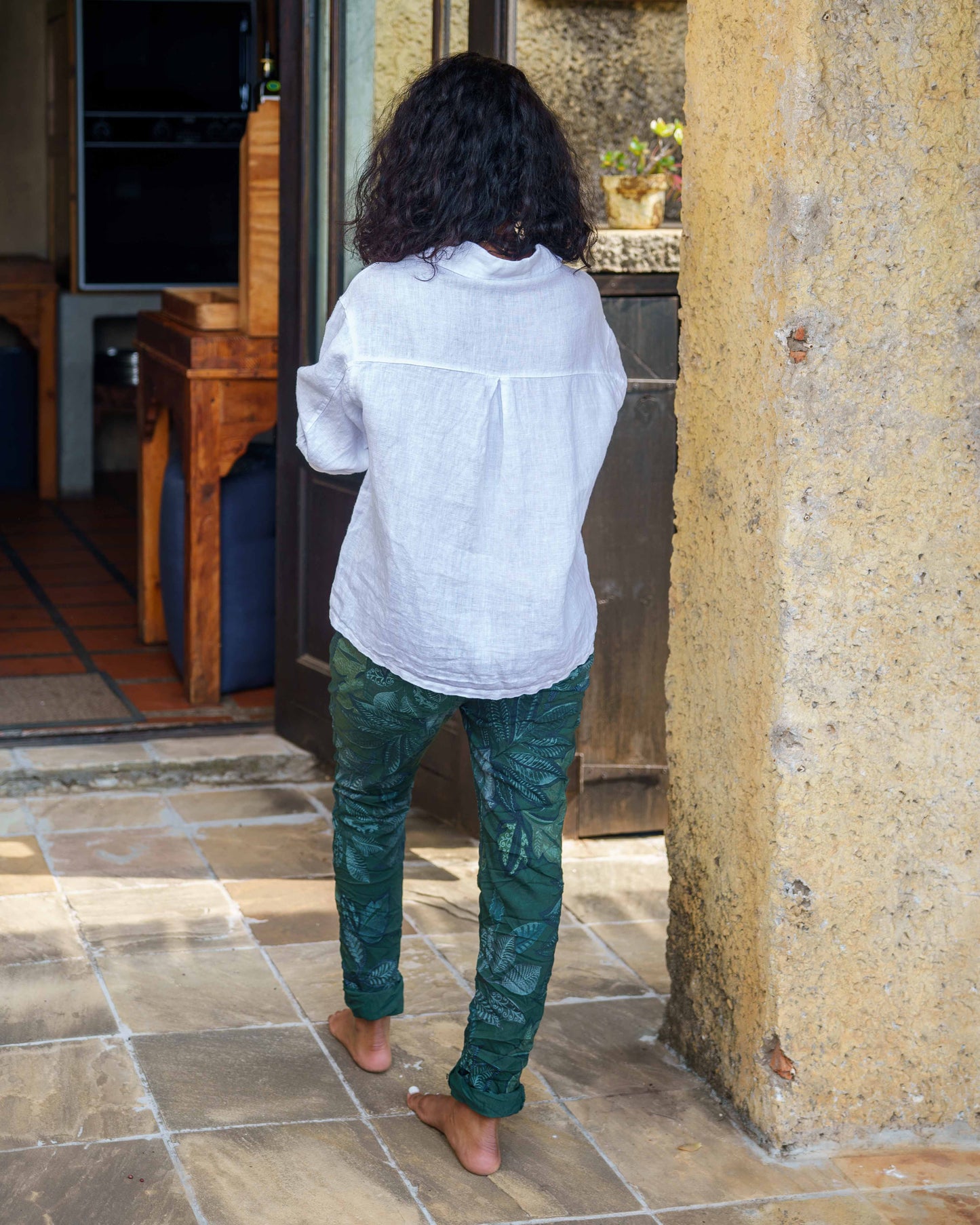 Chic Charisma Linen Jacket | White