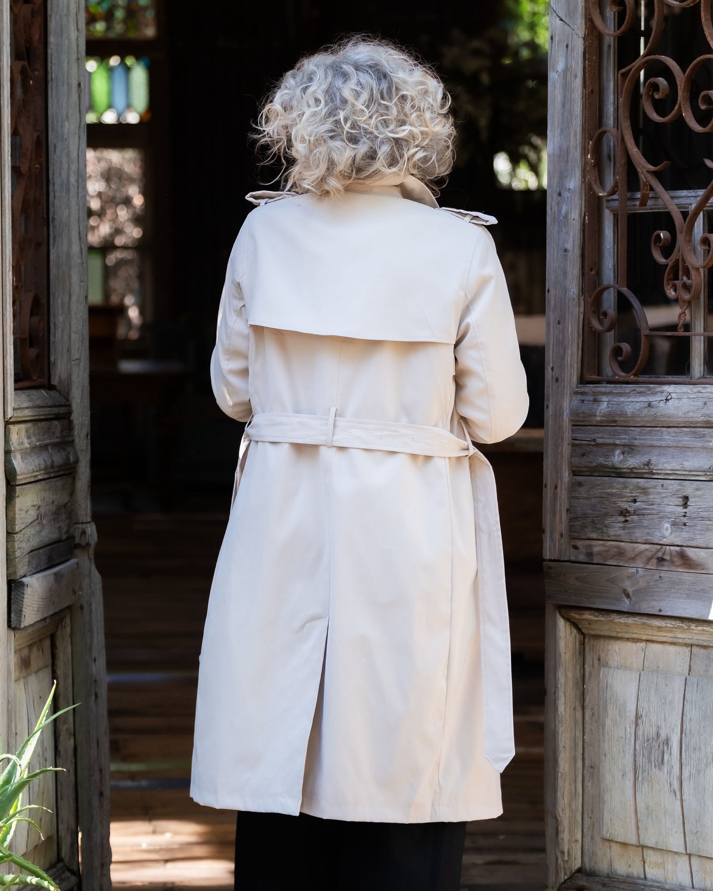 Dancing In The Rain Trench | Beige
