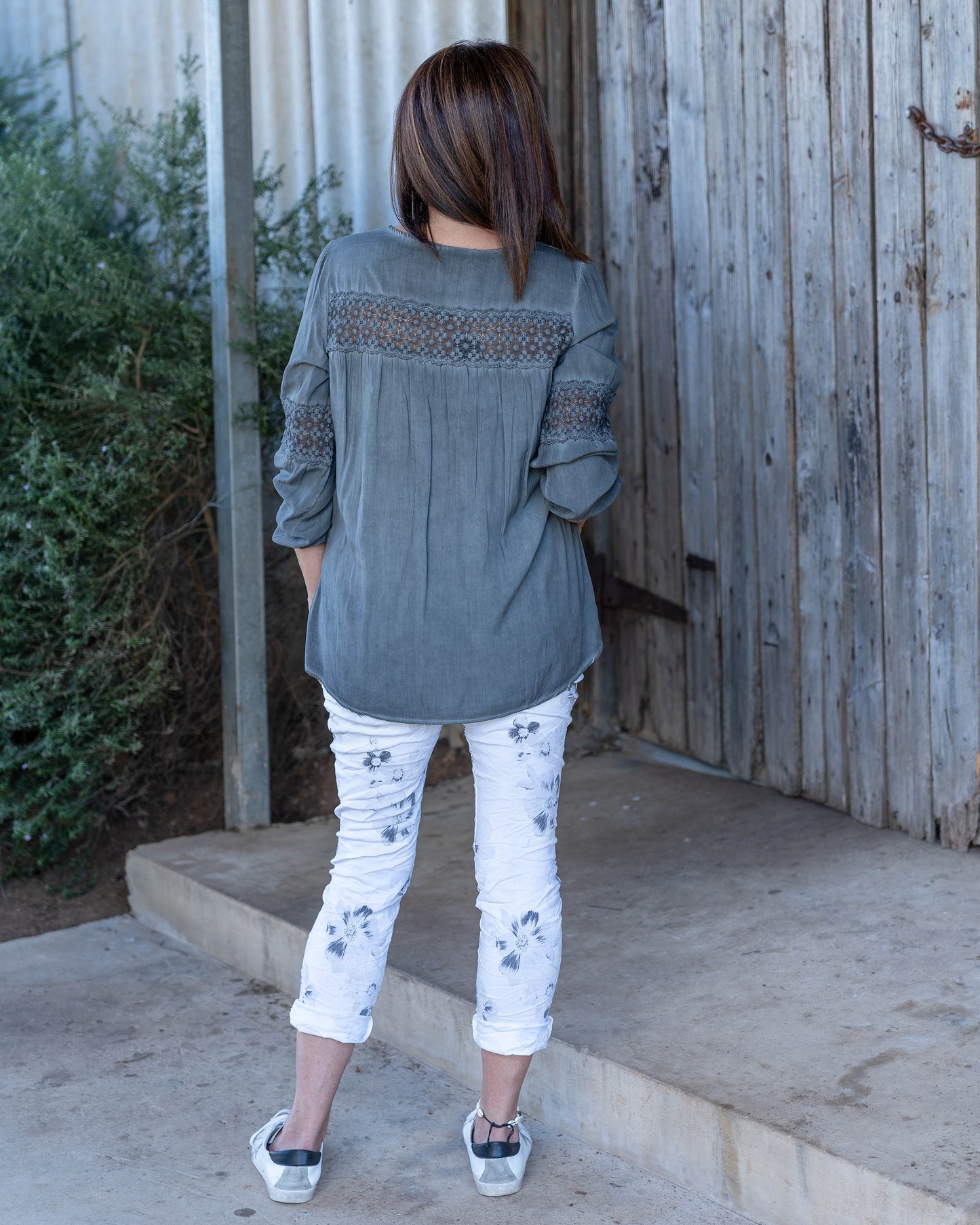 Introducing our beloved Be Hip Designer Wear🥰 A known and trusted favourite from our starting days. Colder weather doesn't mean dull colours. This bold and beautiful piece, designed to captivate hearts and turn heads wherever you go. The long sleeves offer a touch of sophistication while keeping you comfortably covered . What truly sets this top apart is the exquisite embroidered details adorning the back and shoulders