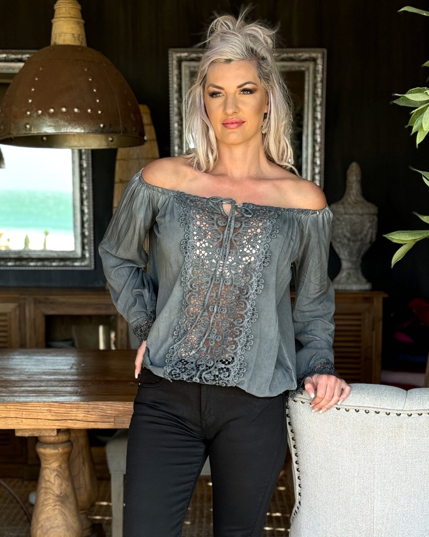 Lace Affair | Charcoal