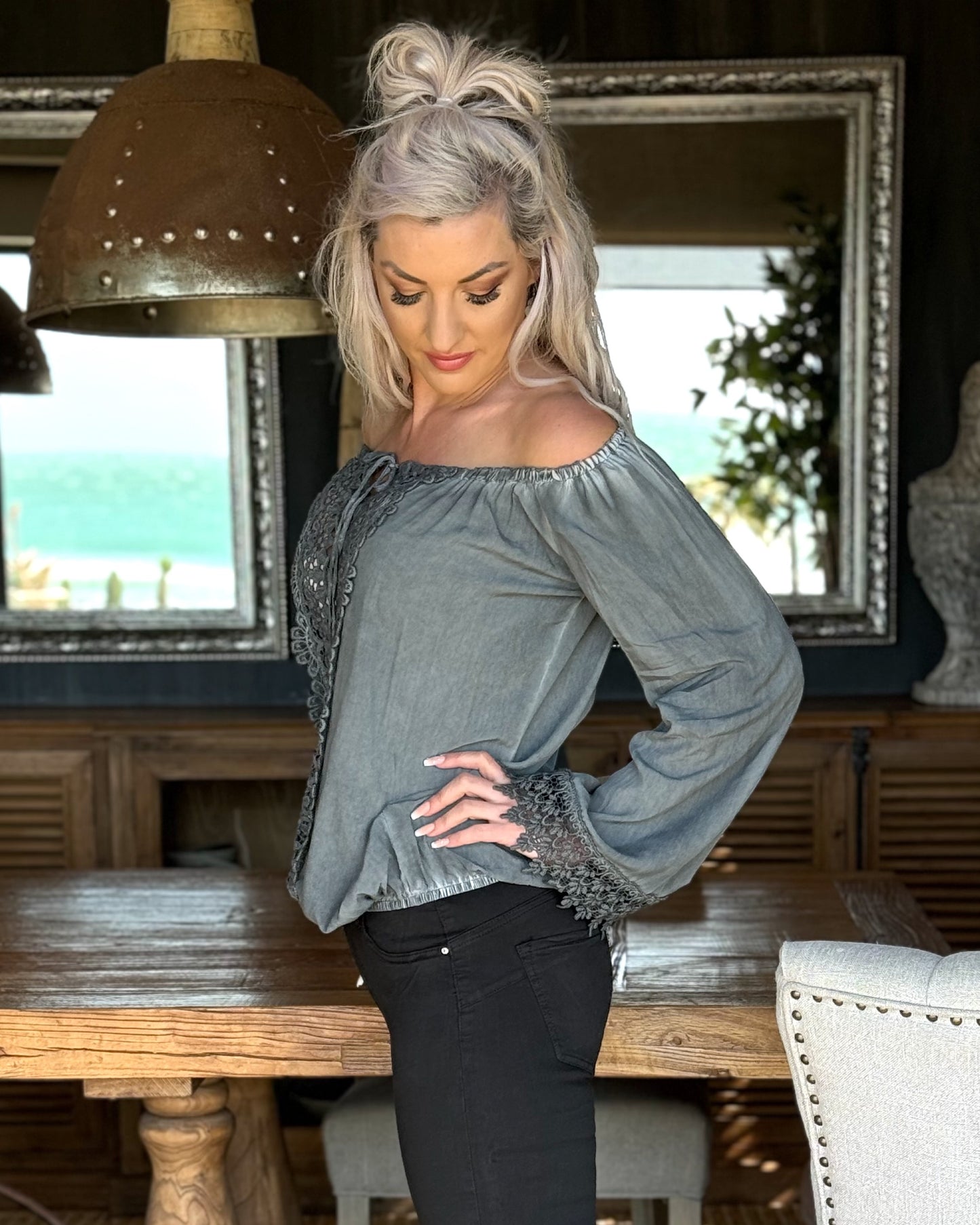 Lace Affair | Charcoal