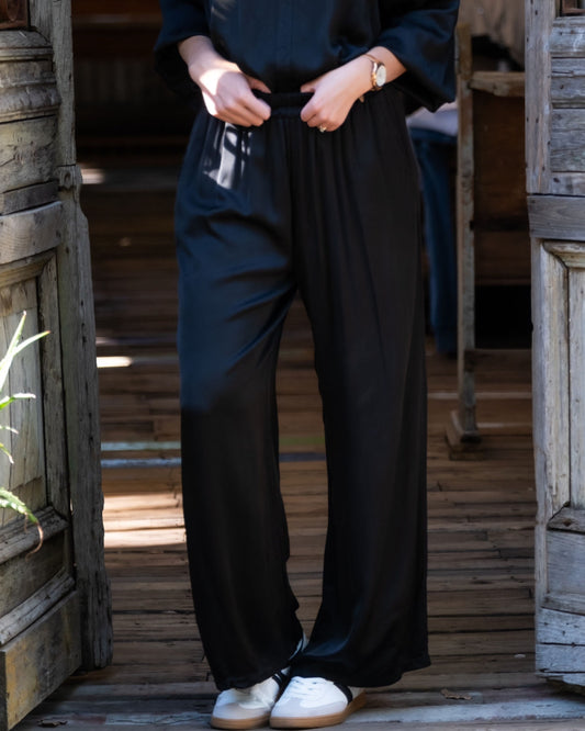 True Bliss Silky Feel Pants | Black