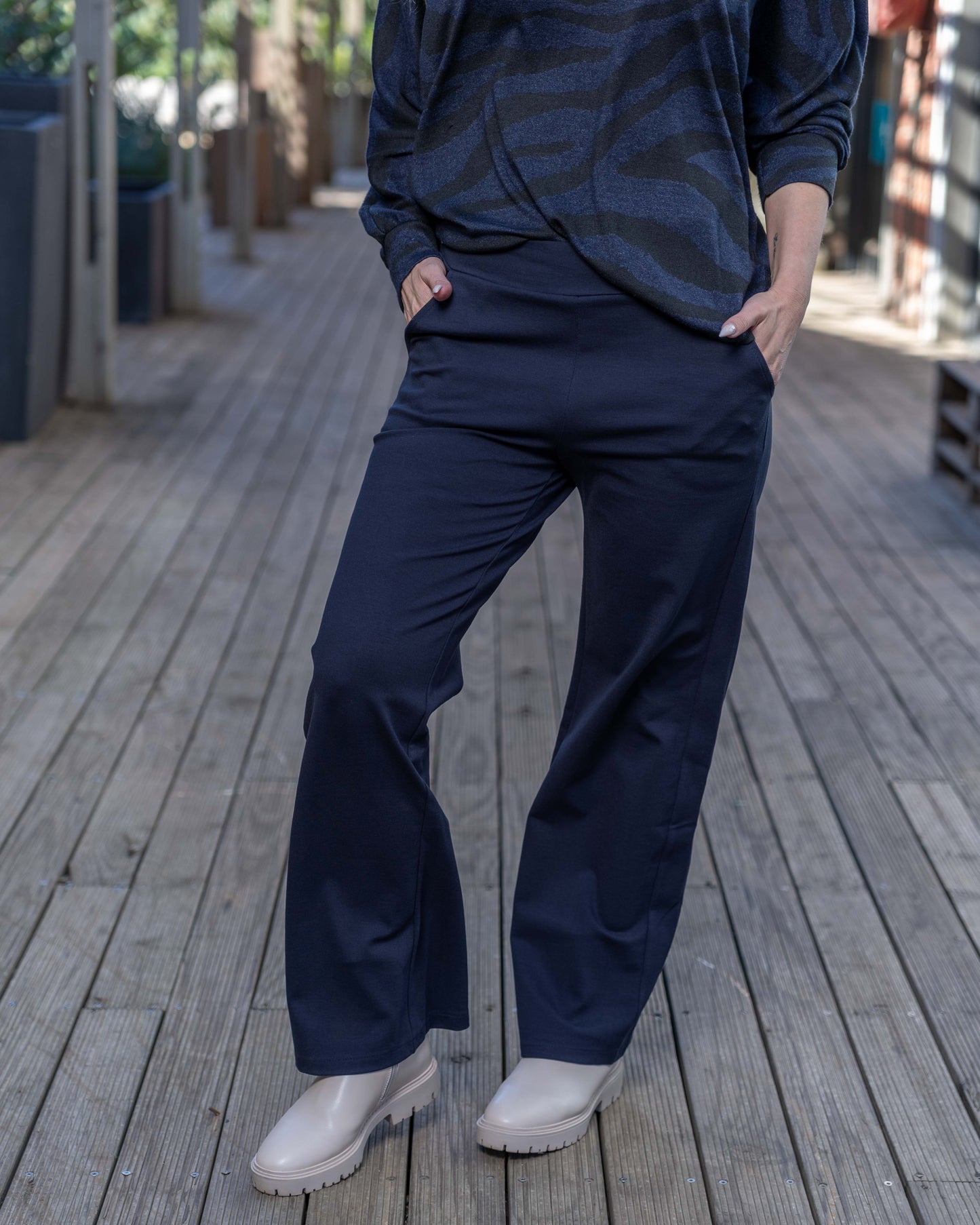 Just Feels Right Pants | Navy
