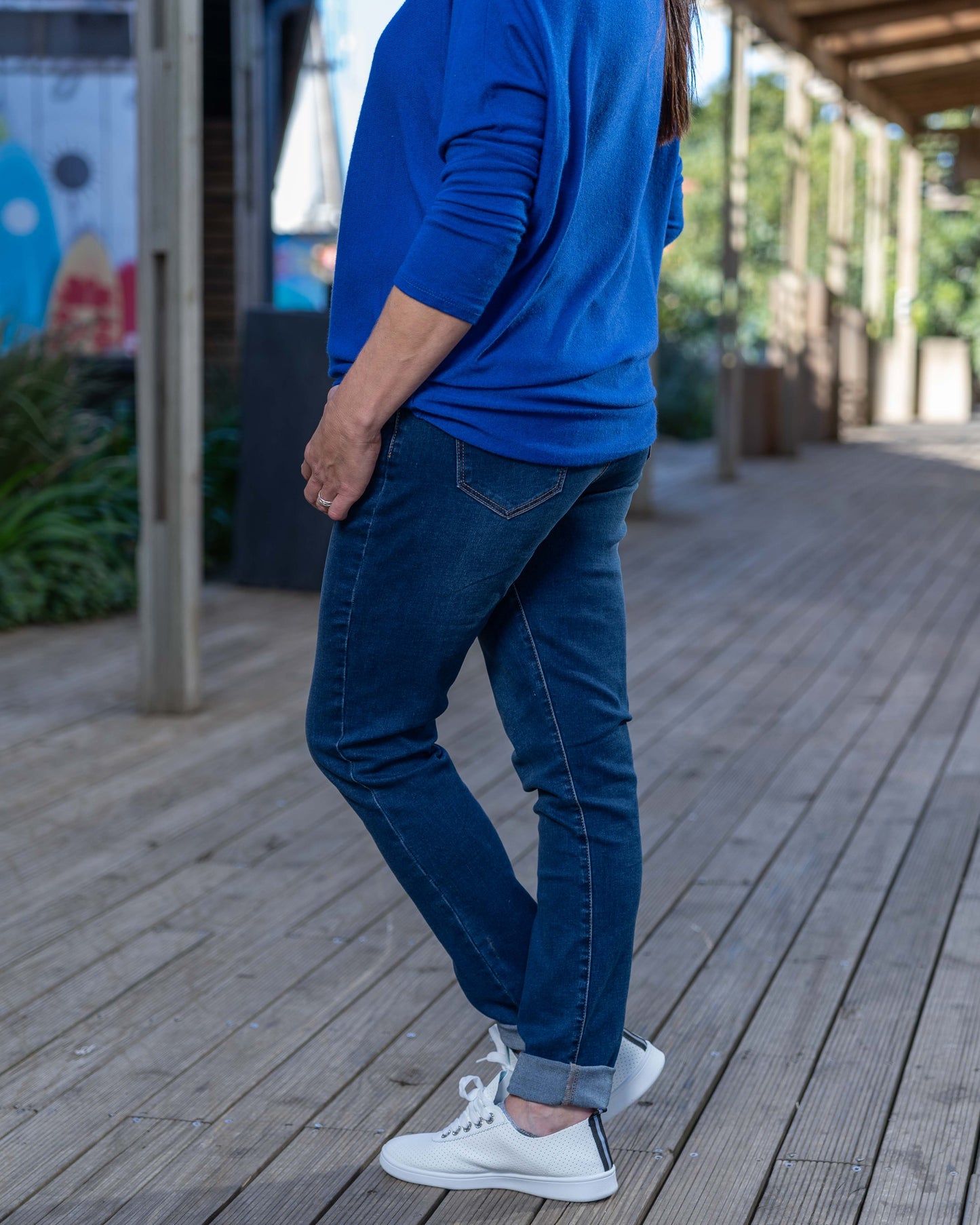 Lights Are Fading Knit | Electric Blue