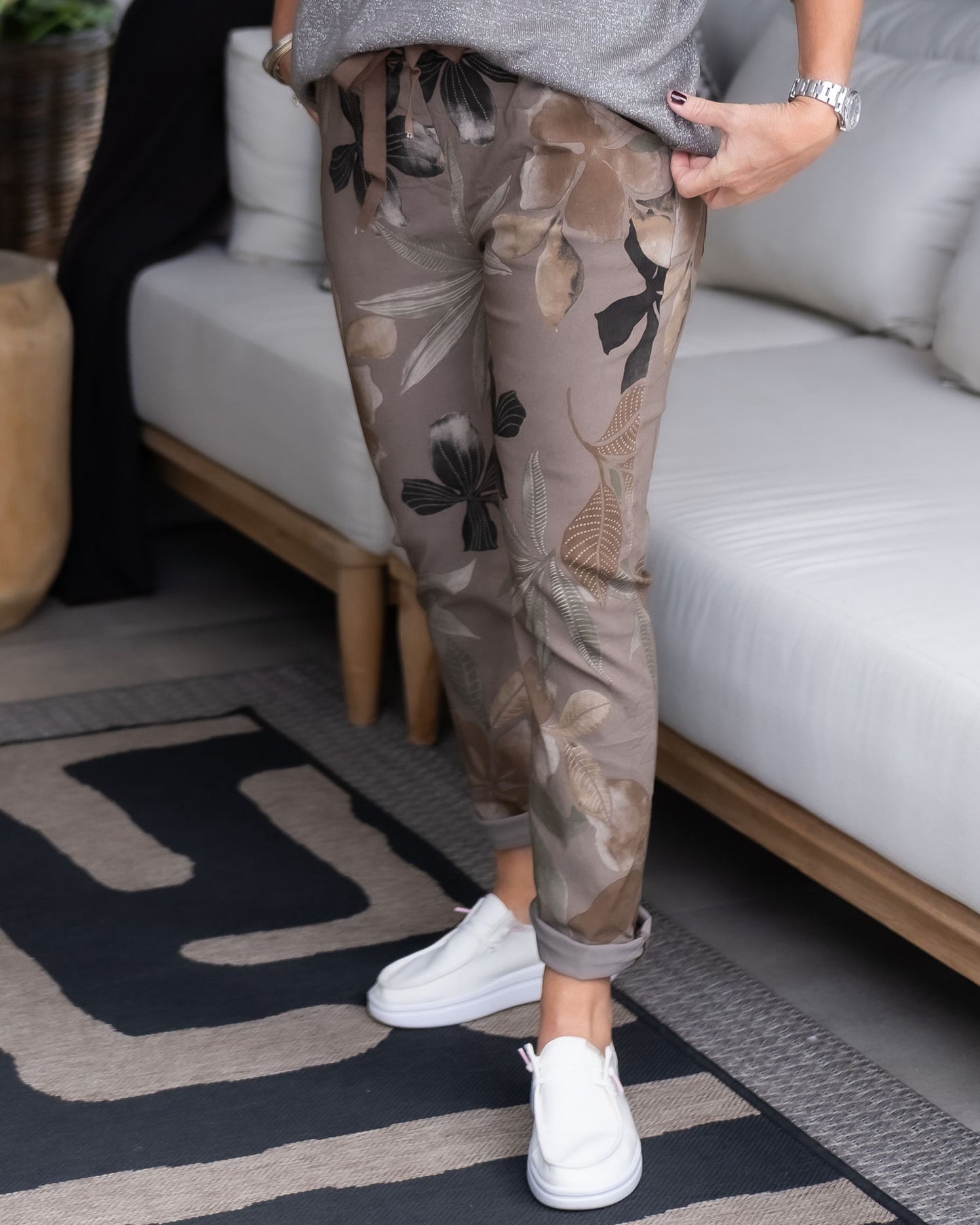 Maple Stroll Drawstrings Pants | Mocha