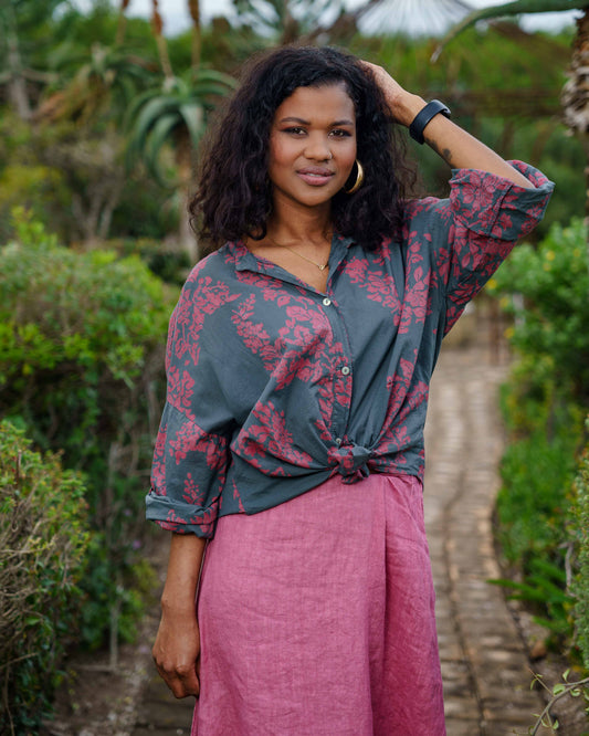 Paint Me Pretty Top | Grey