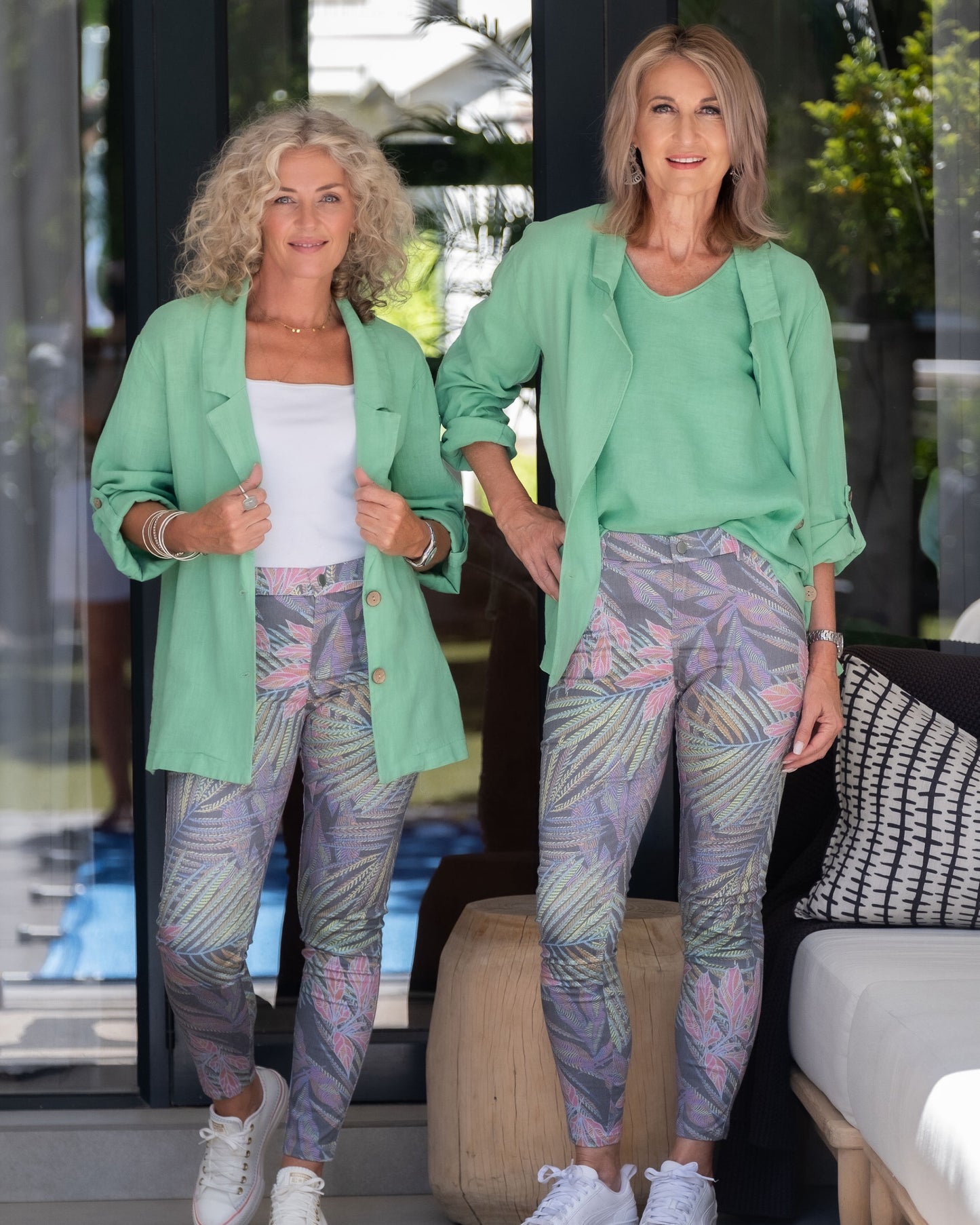 Palm Breeze Pull-up Button Pants