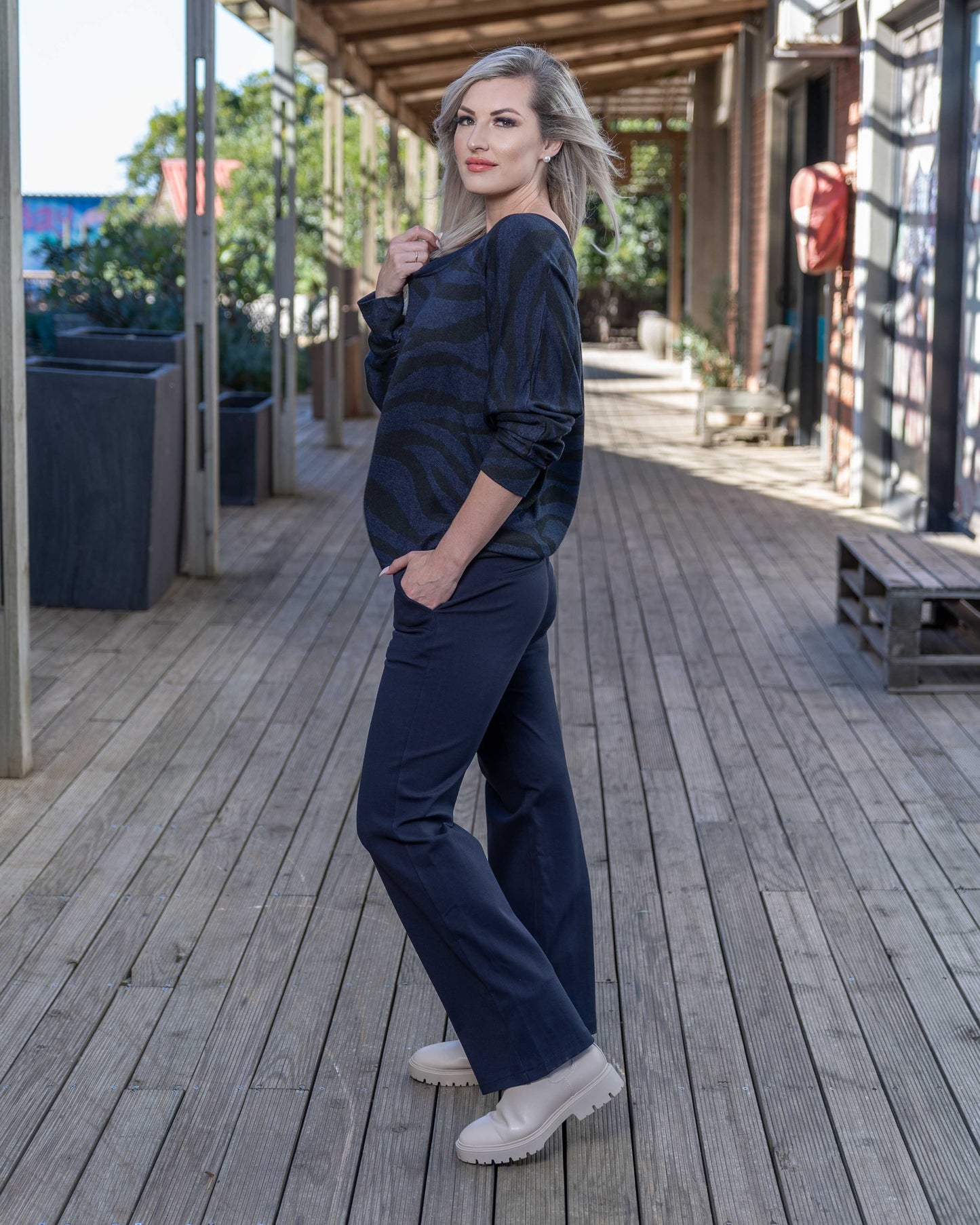 Run Wild Knit | Navy