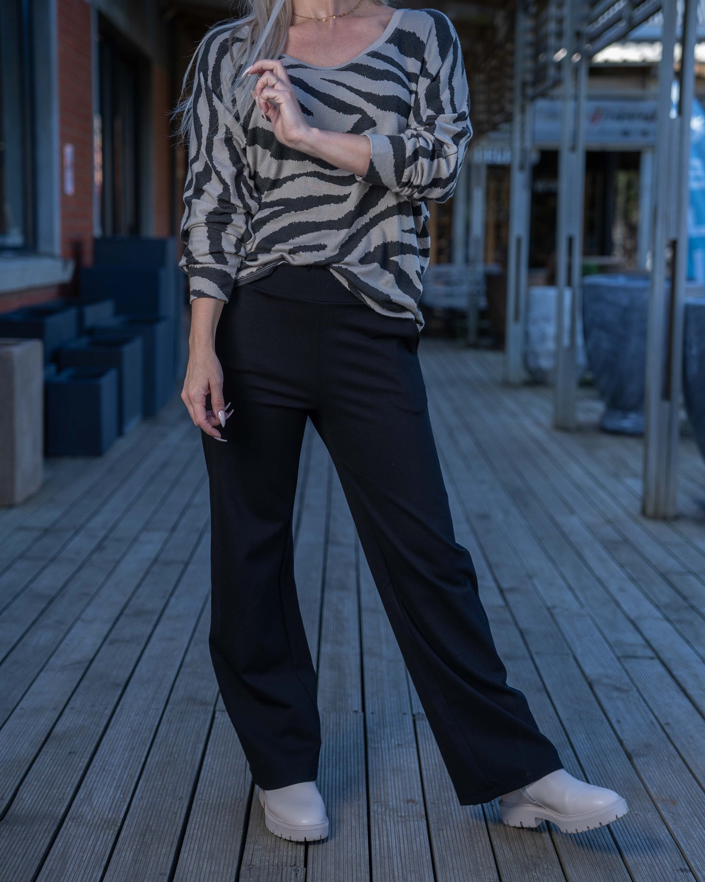 Run Wild Knit | Taupe