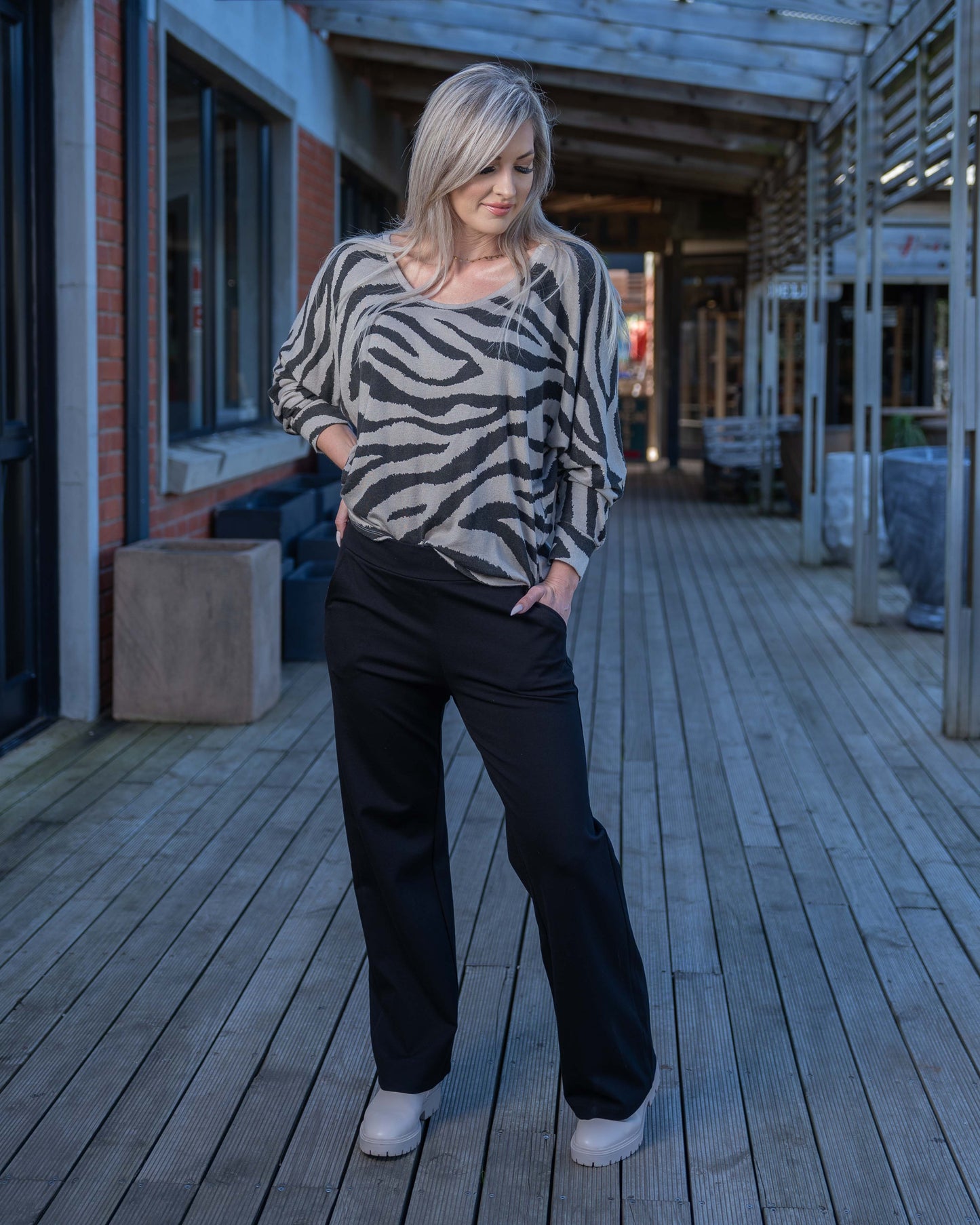 Run Wild Knit | Taupe