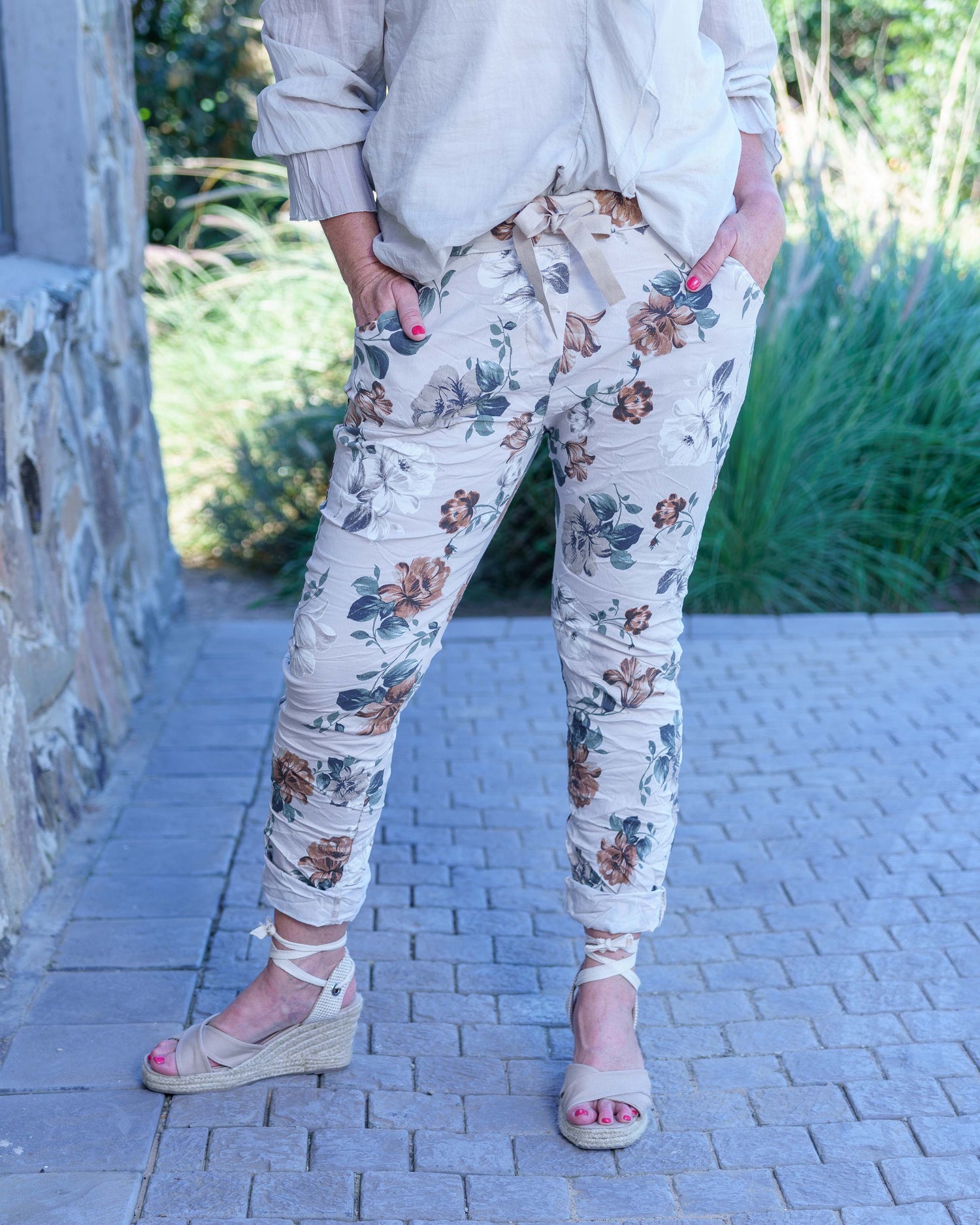 Sand & Petals Drawstring Pants | Beige