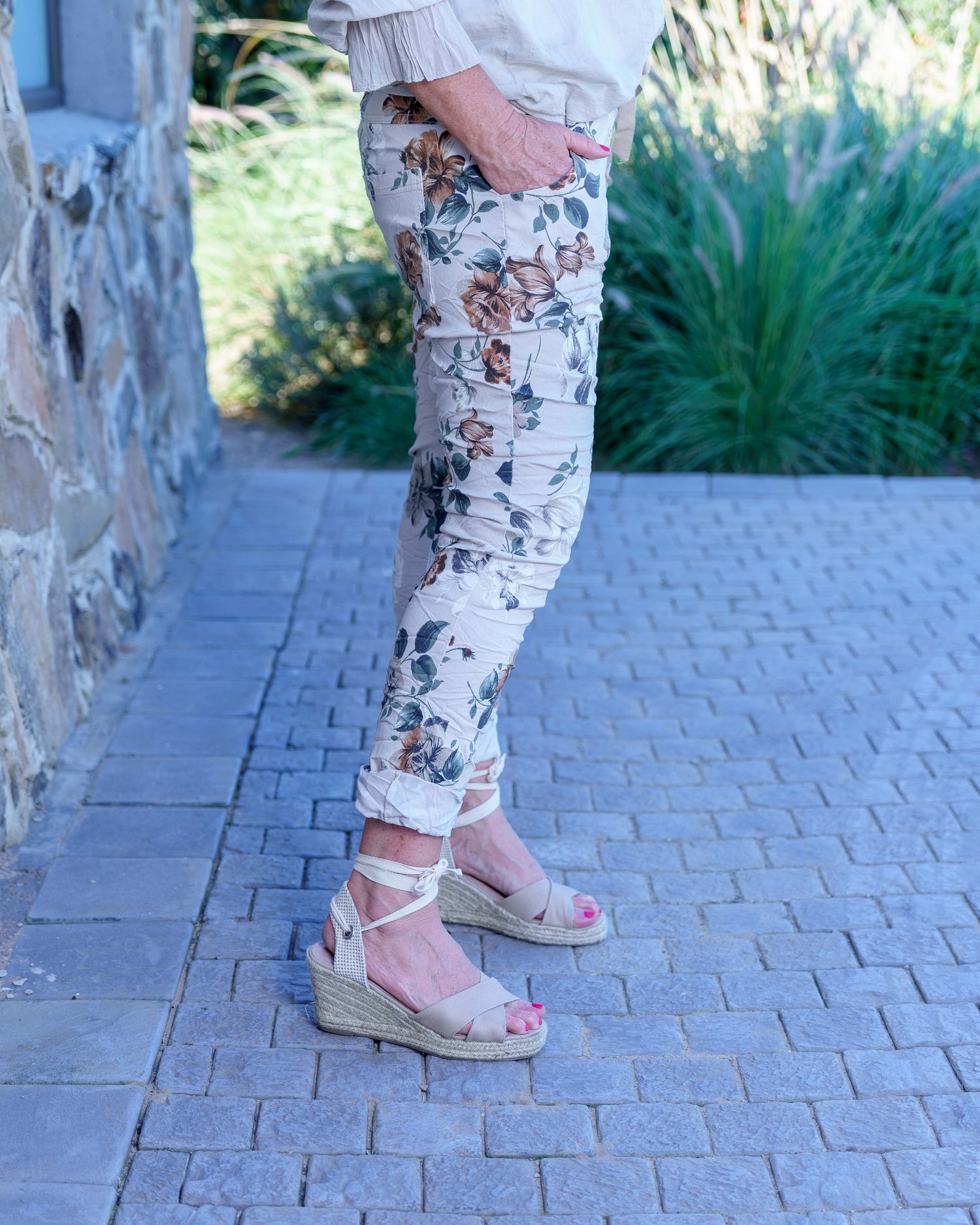 Sand & Petals Drawstring Pants | Beige