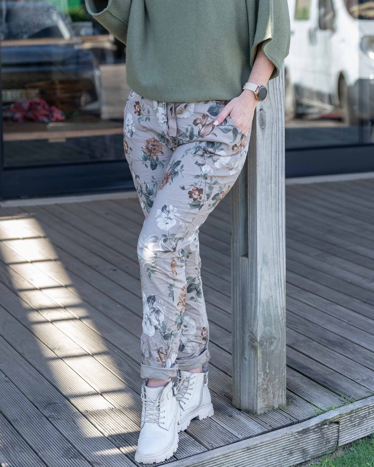 Sand & Petals Drawstring Pants | Taupe