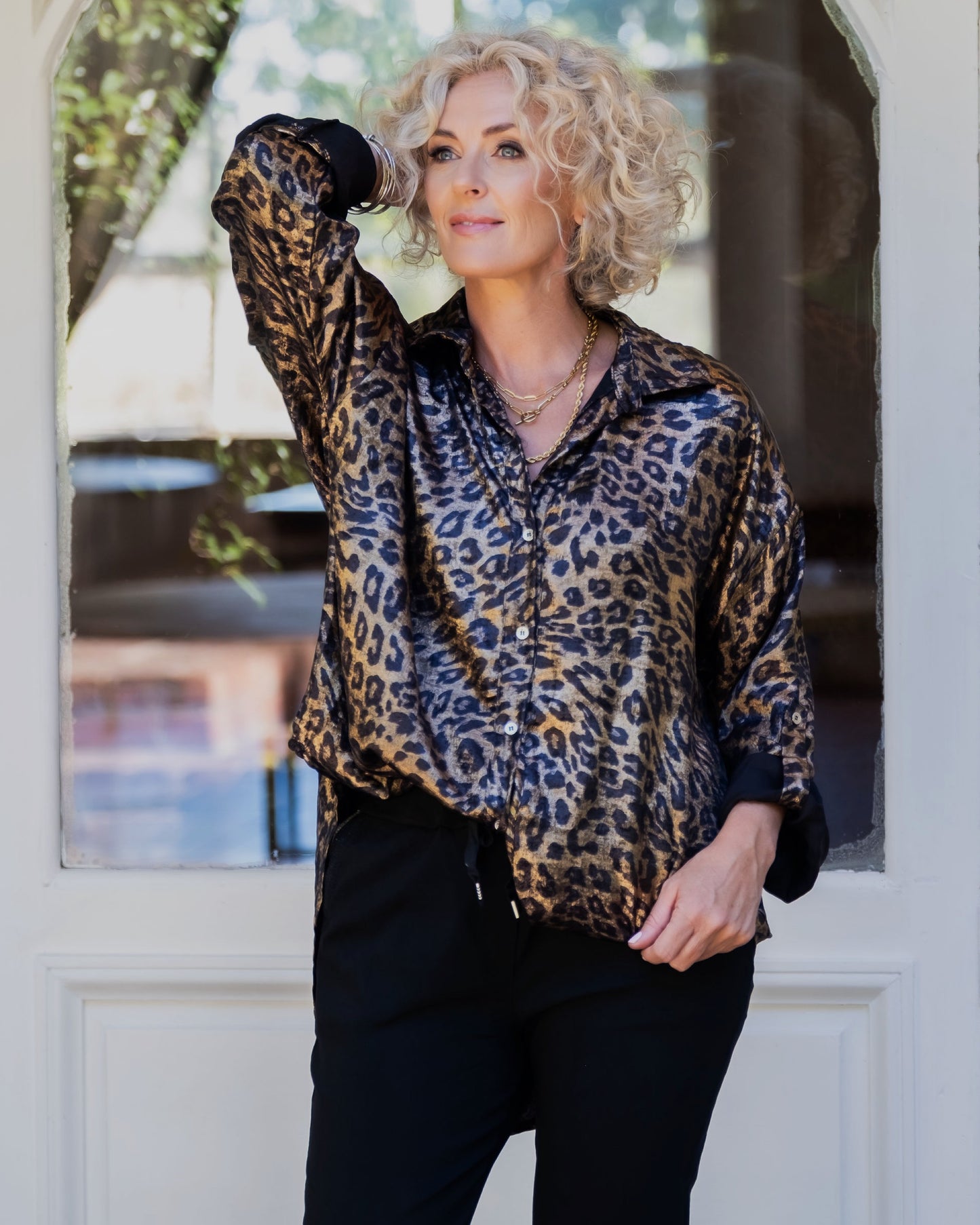 She Moves Wild Top | Gold