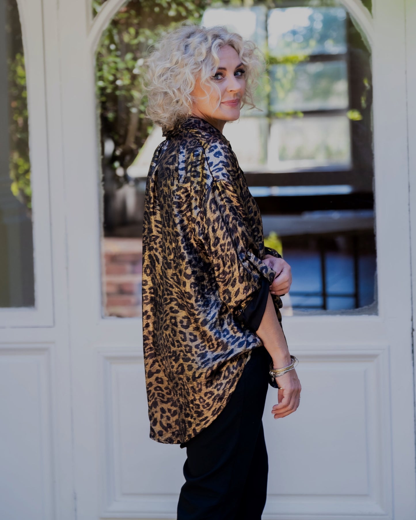 She Moves Wild Top | Gold