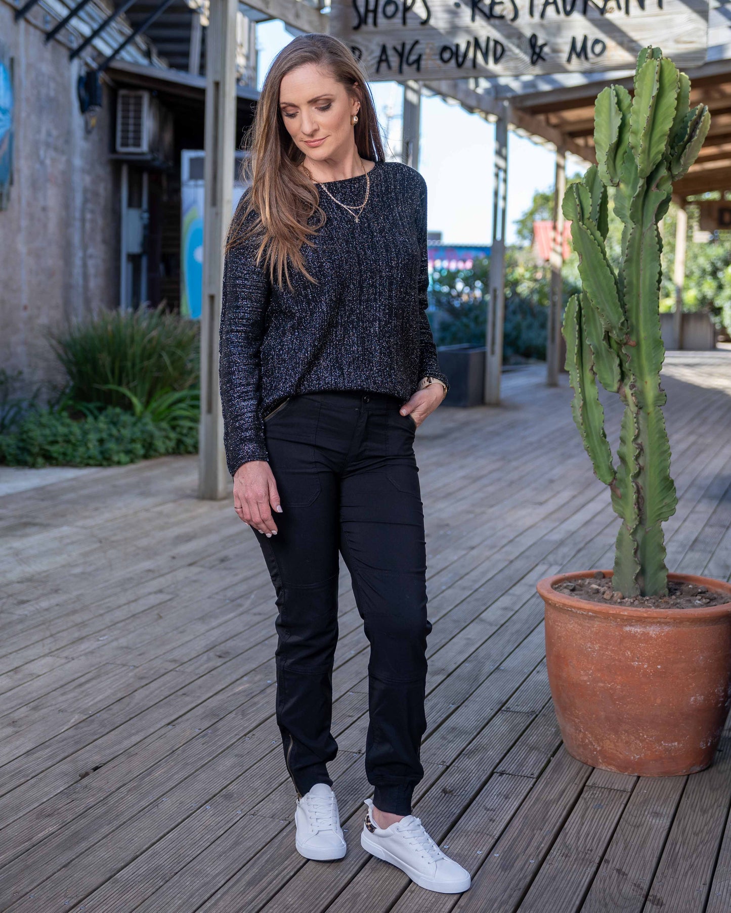 Sparkle Me Knit | Black