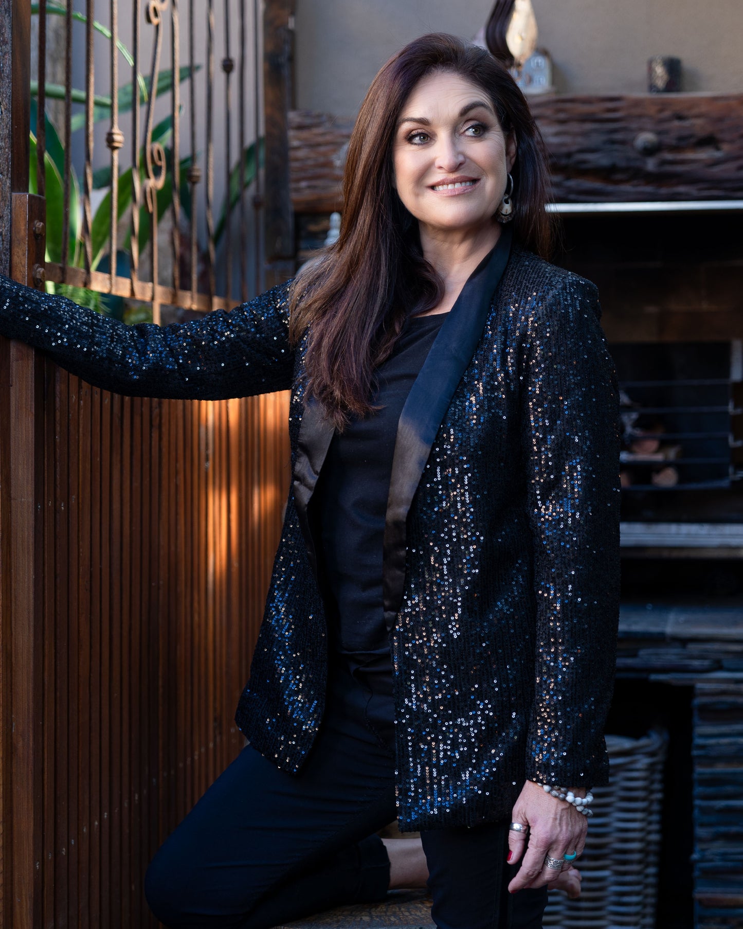 Our is the epitome of luxury fashion. Whether you're attending a gala, a party, or a stylish evening out, this blazer ensures you’ll be the center of attention. The combination of shimmering sequins and luxurious silk feel creates a stunning visual effect, while the tailored fit enhances your silhouette. Designed to flatter, this blazer features a structured silhouette with a slightly cinched waist, ensuring a chic and polished look