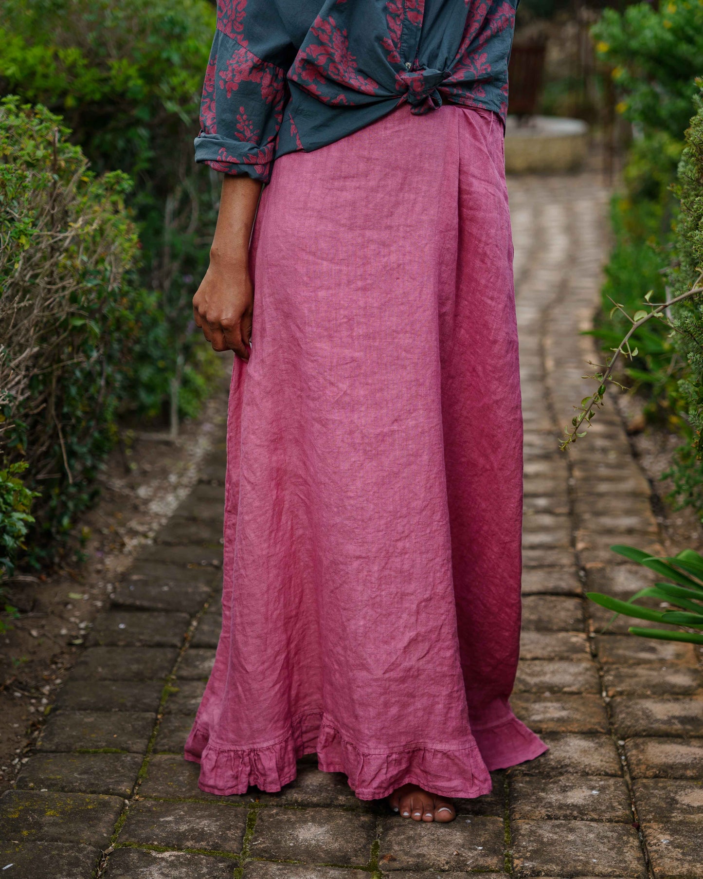Sweet Talk Linen Skirt | Rose Bouquet