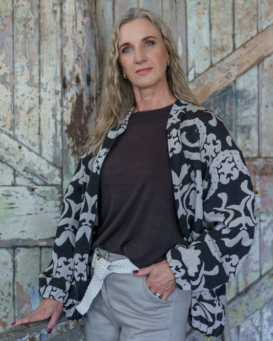 Tame Edge Jacket | Paisley