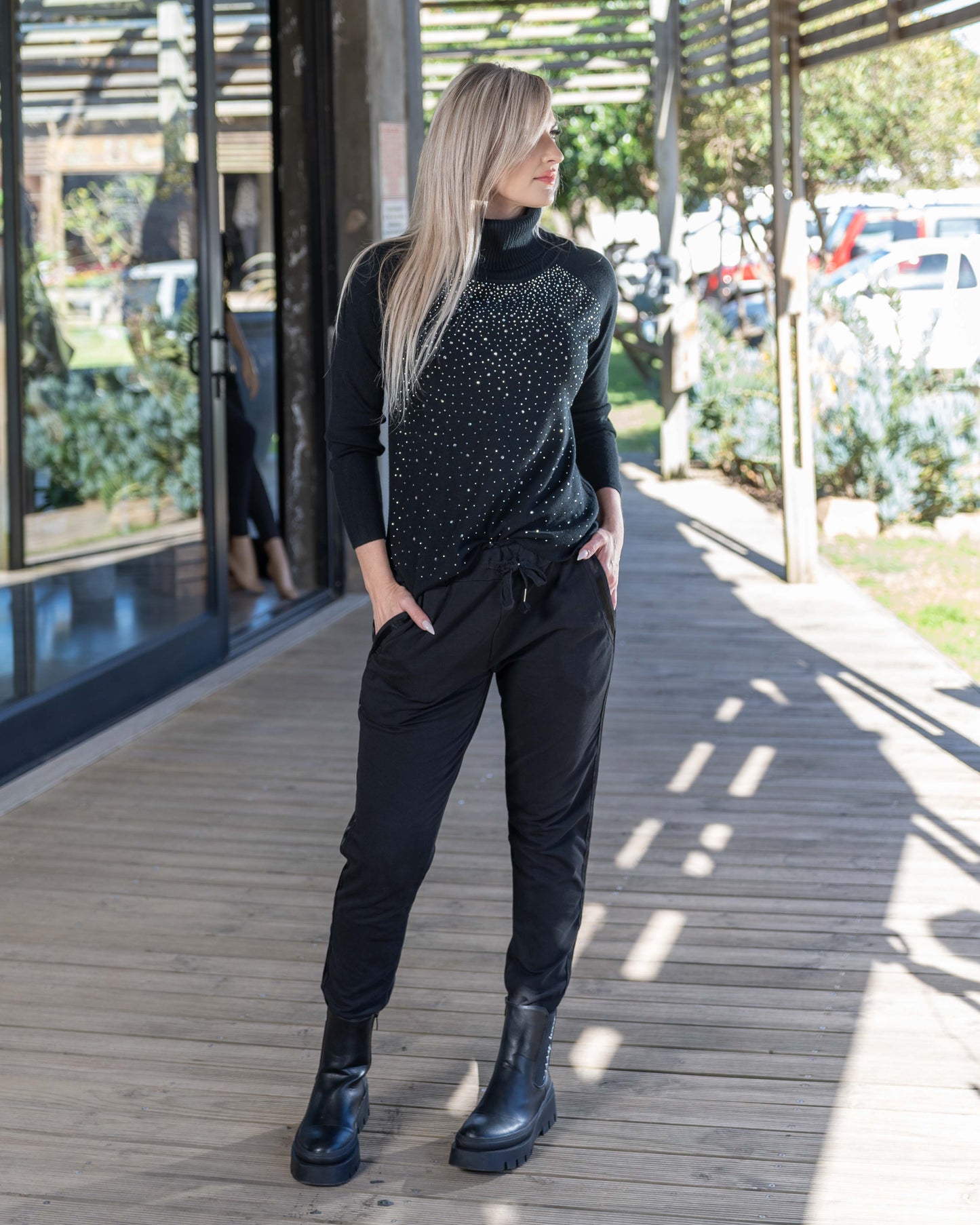 Wish Upon A Star Knit | Black