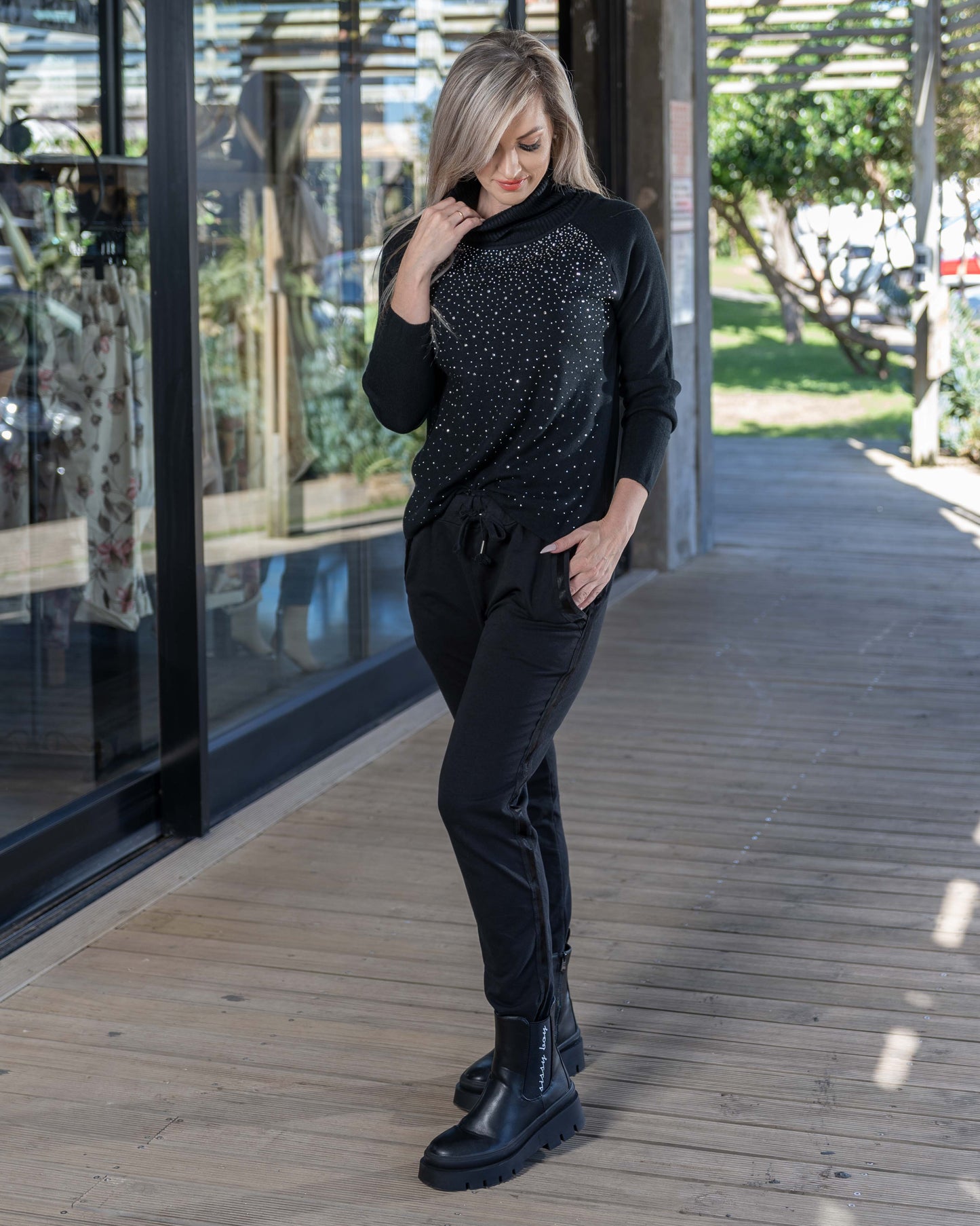 Wish Upon A Star Knit | Black