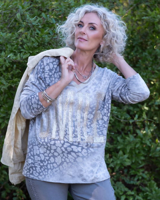 All Smiles Top | Taupe