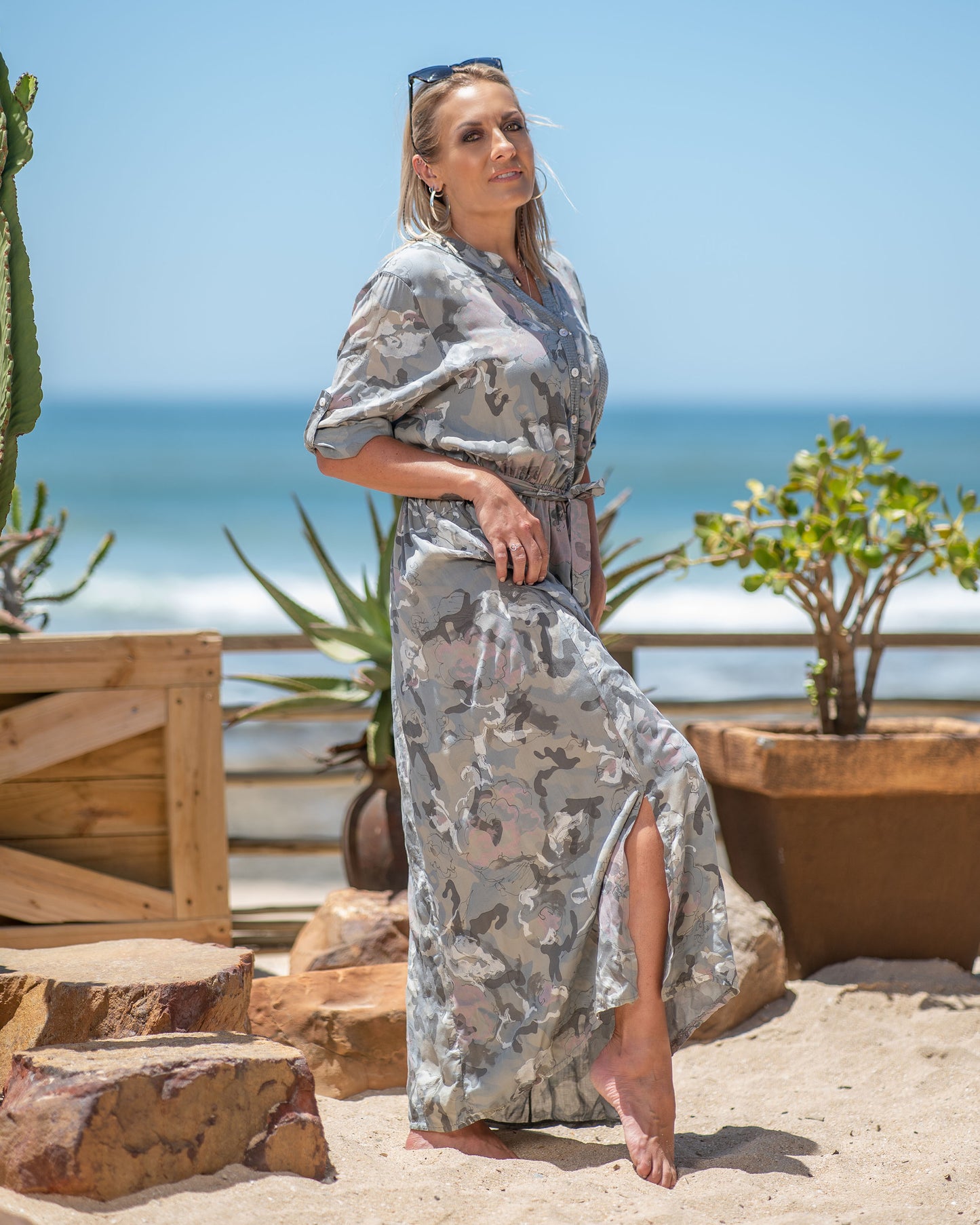 Where comfort meets sophistication in the most effortless way possible. The maxi length of this dress offers a versatile silhouette that is both chic and comfortable, making it suitable for various occasions