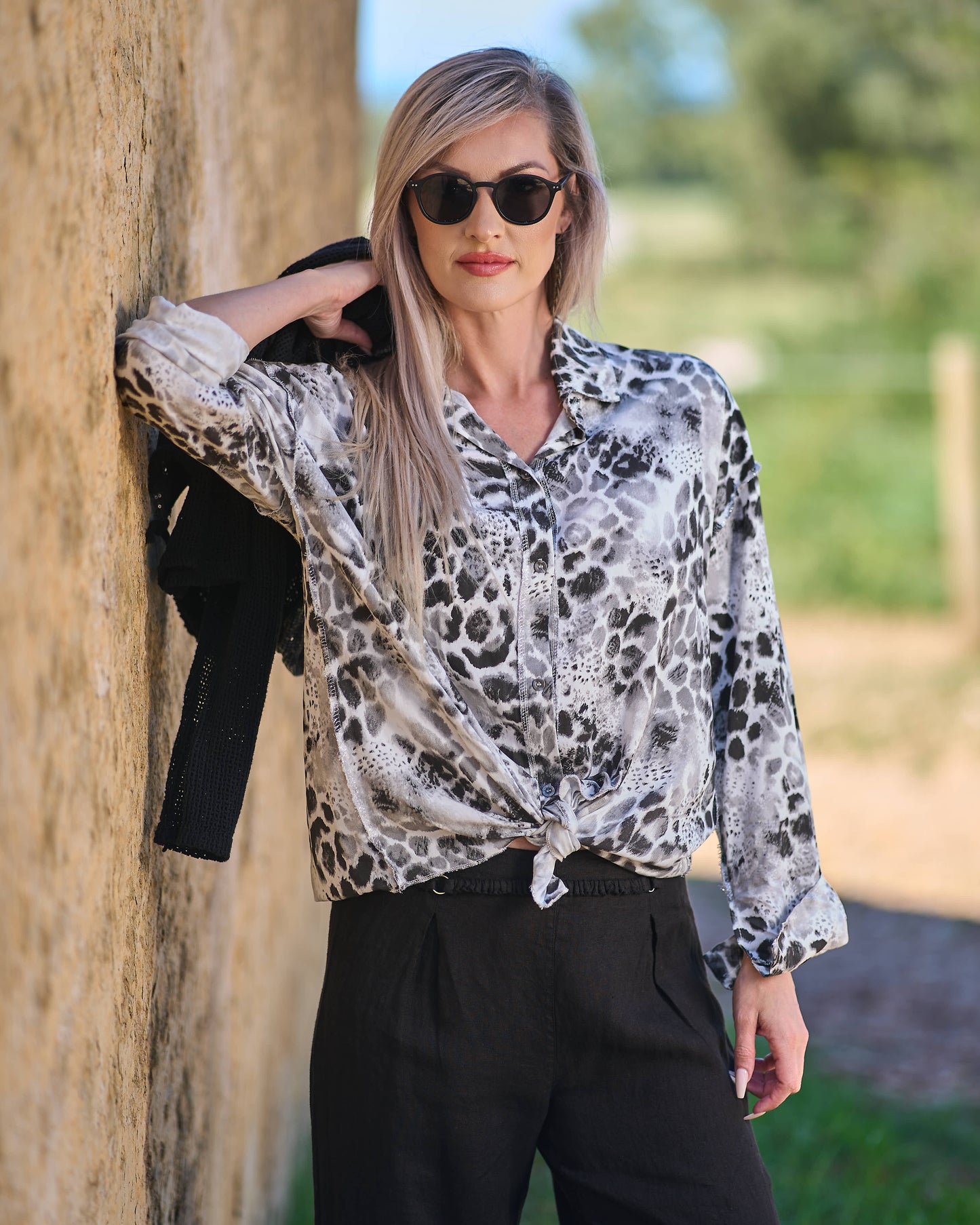 Basic Instinct Shirt | Black