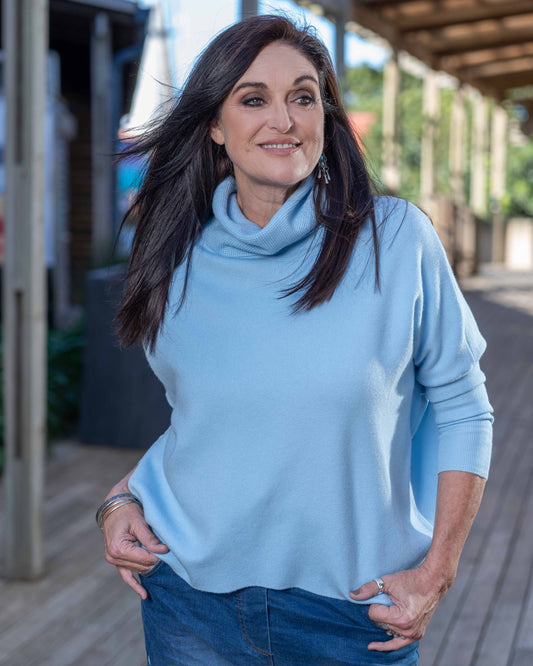 Beyond Me Chunky Knit | Blue