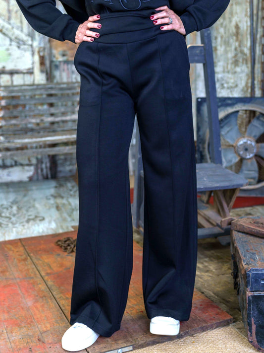 Charmed Moment Pants | Black