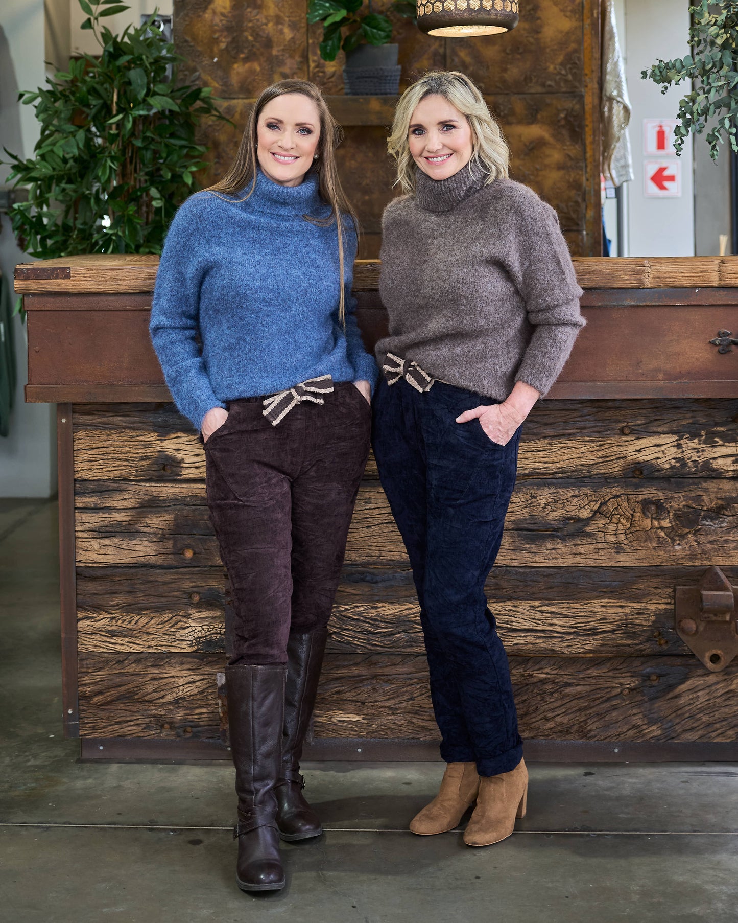Daily Dash Belted Pants | Choc