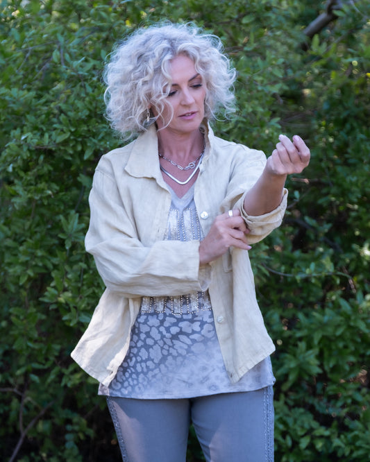 Chic Charisma Linen Jacket | Straw