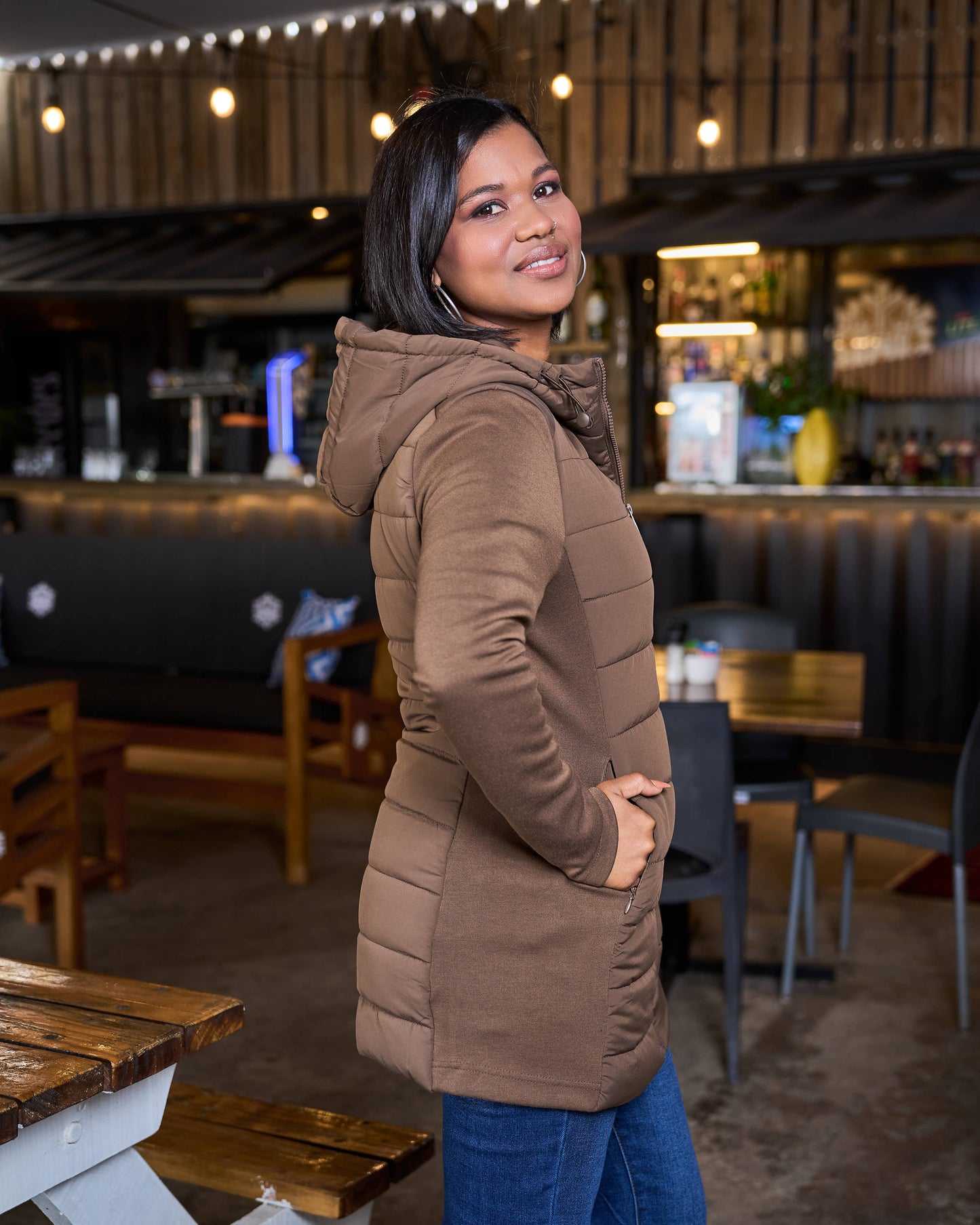 Curve Line Jacket | Chocolate