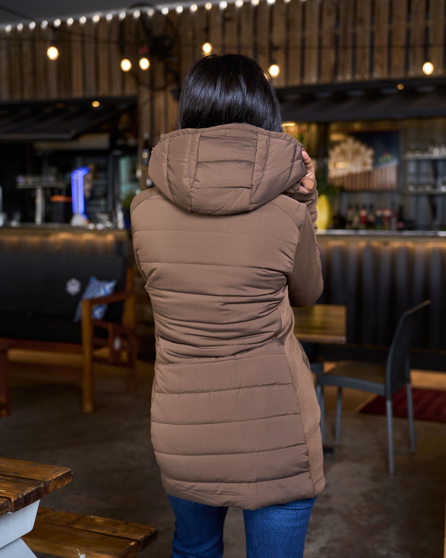 Curve Line Jacket | Chocolate
