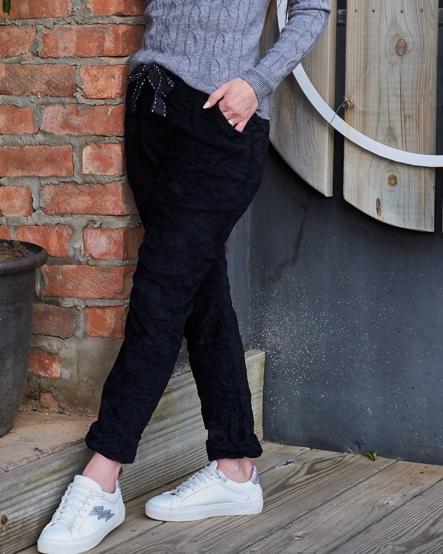 Daily Dash Belted Pants | Black