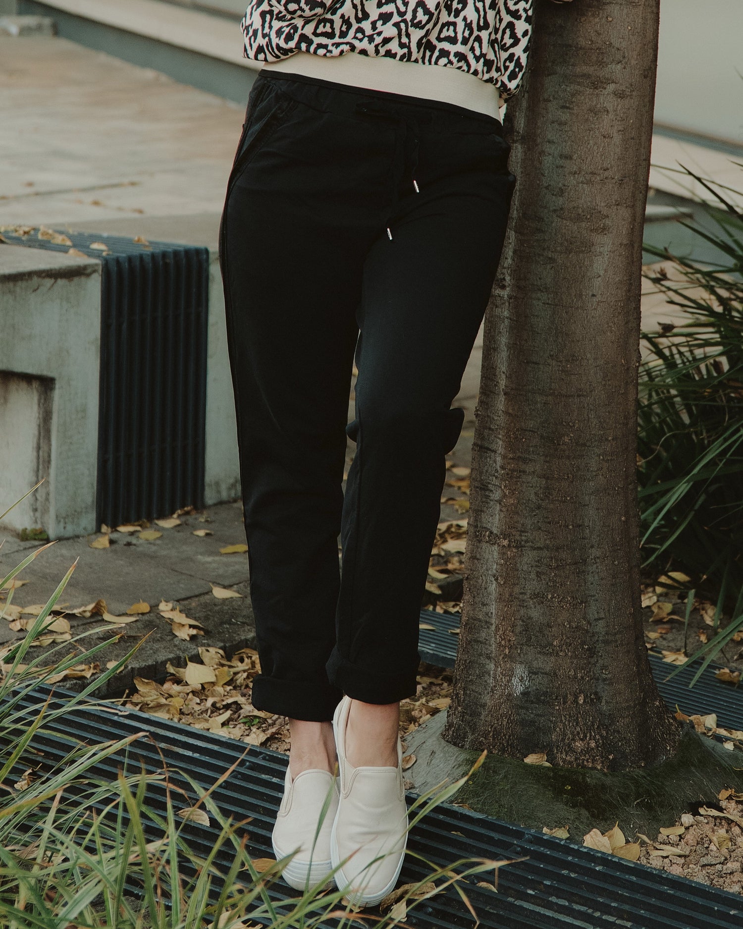 Everyday Glam Sweatpants | Black