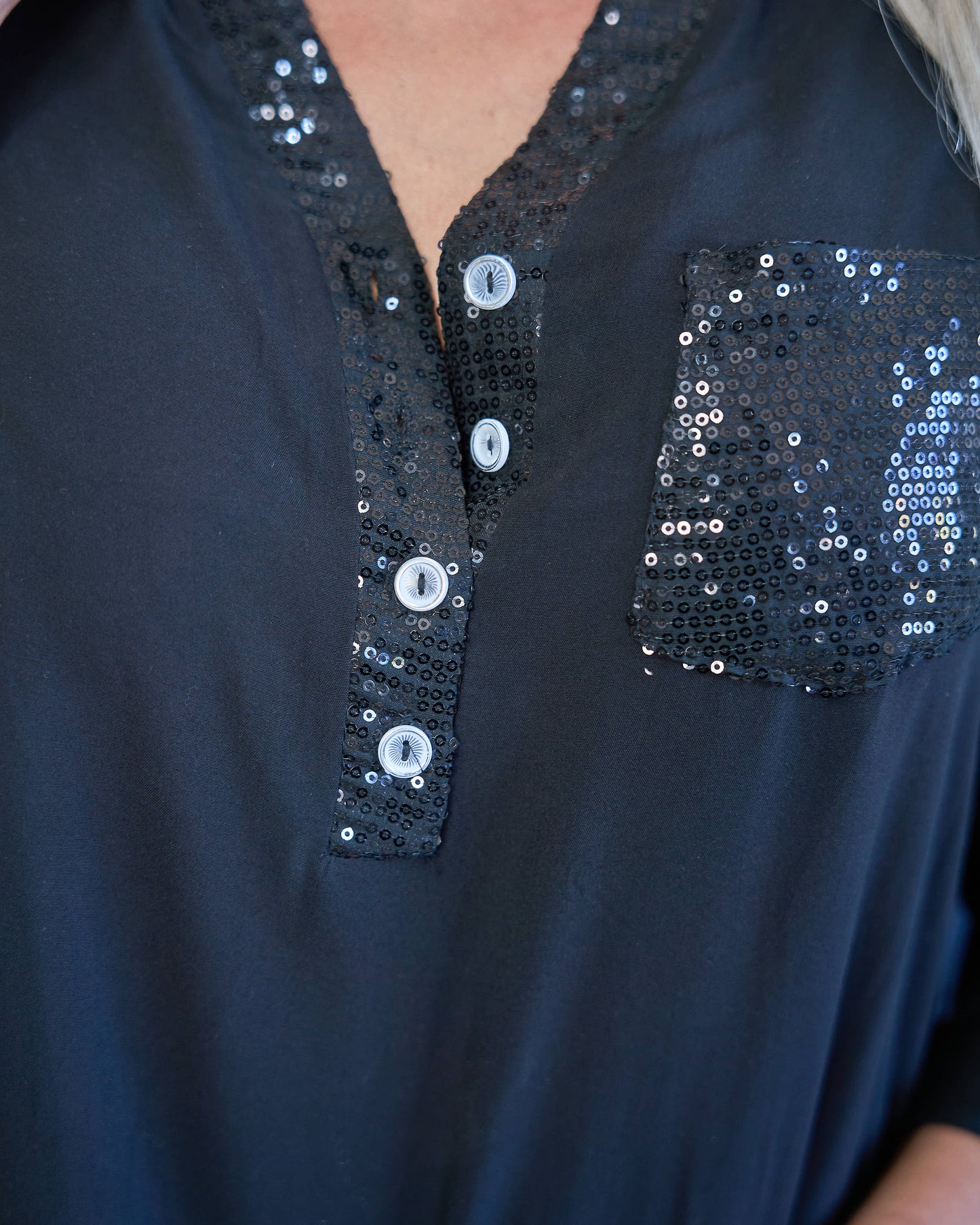 French Kiss Shirt | Black