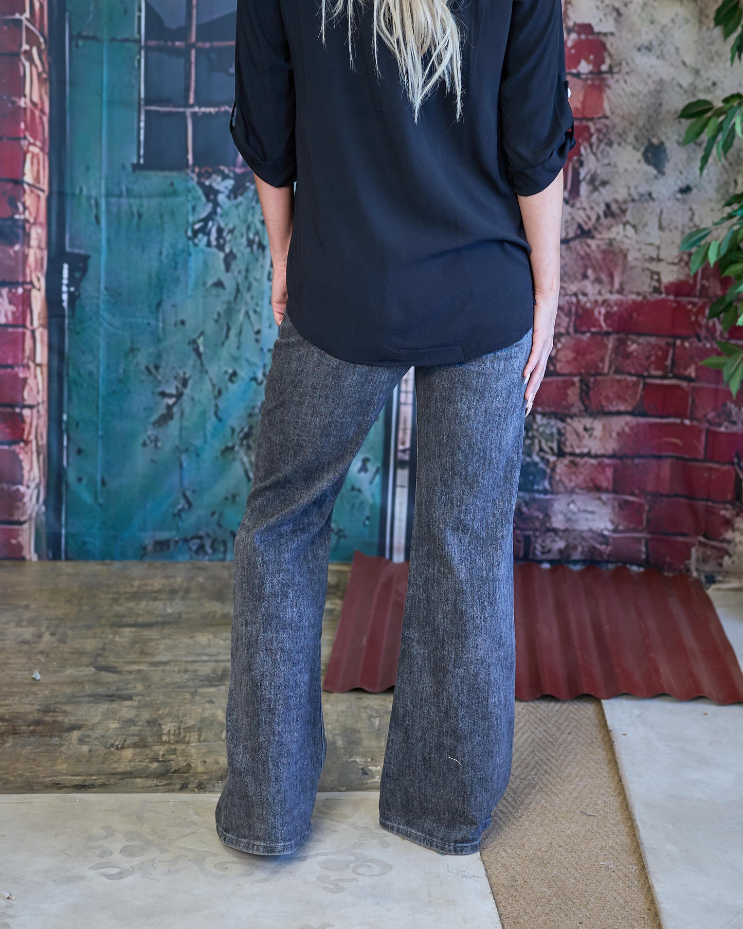 French Kiss Shirt | Black