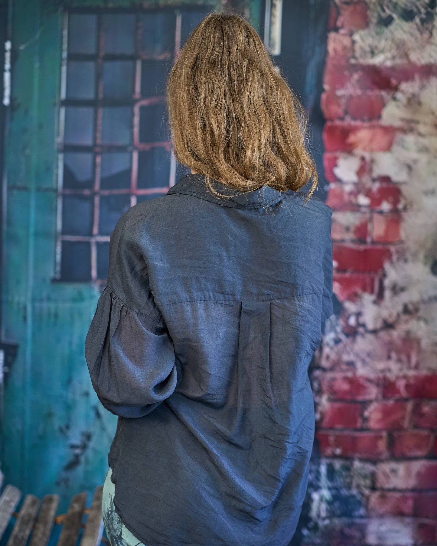 Hailey Shirt | Charcoal