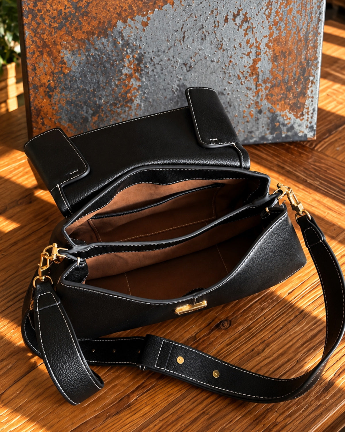 The Milano Crossbody Bag | Black