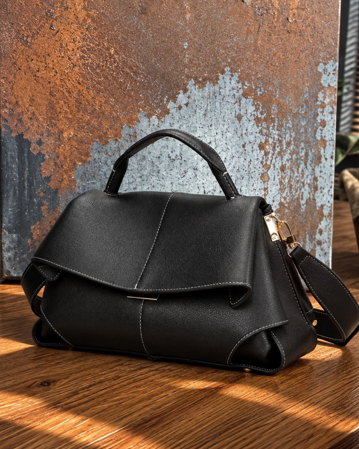 The Milano Crossbody Bag | Black