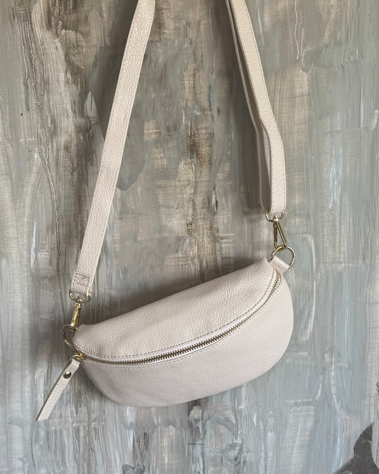 On My Way Out Sling Bag | Beige