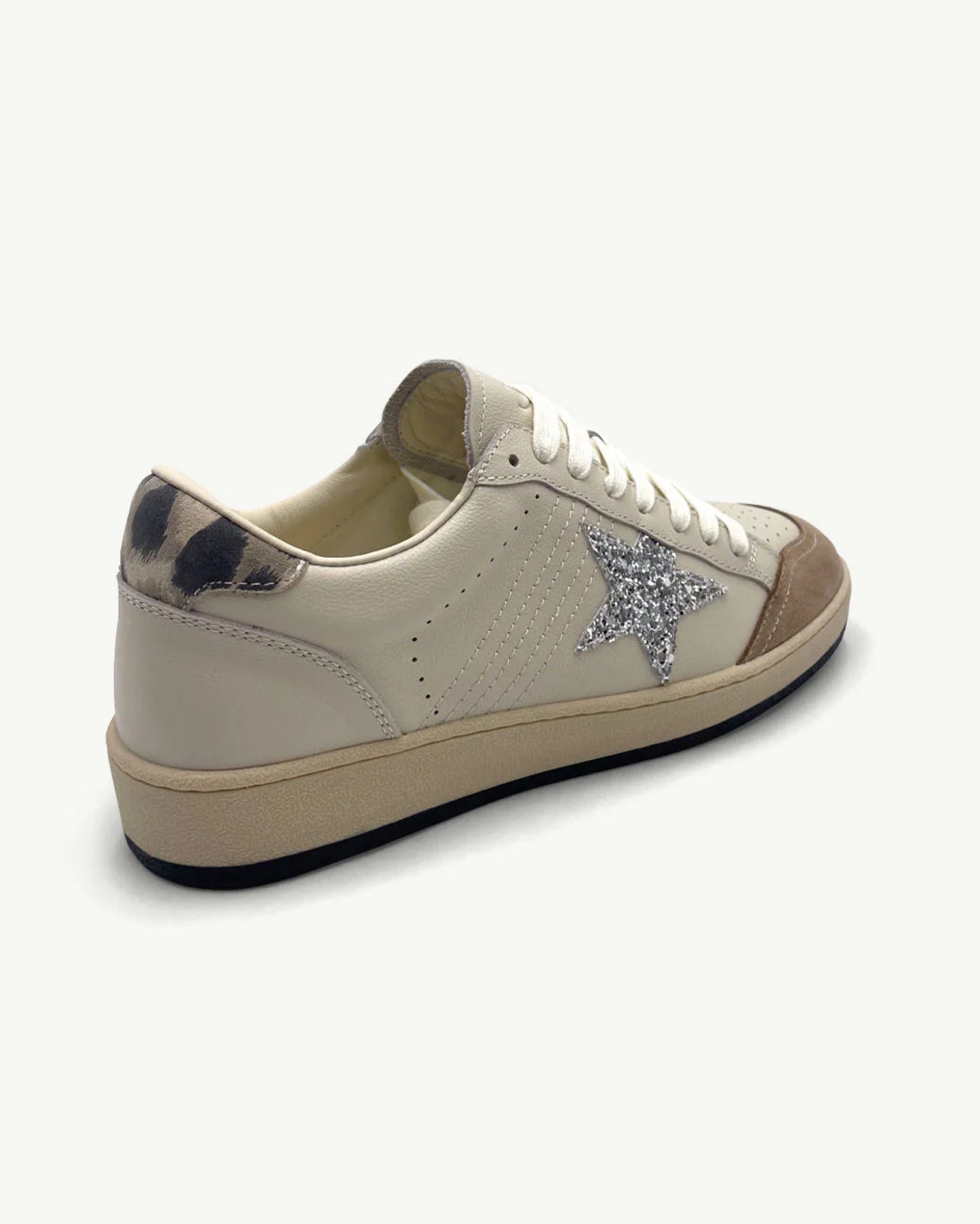 Julz Donna | White + Beige