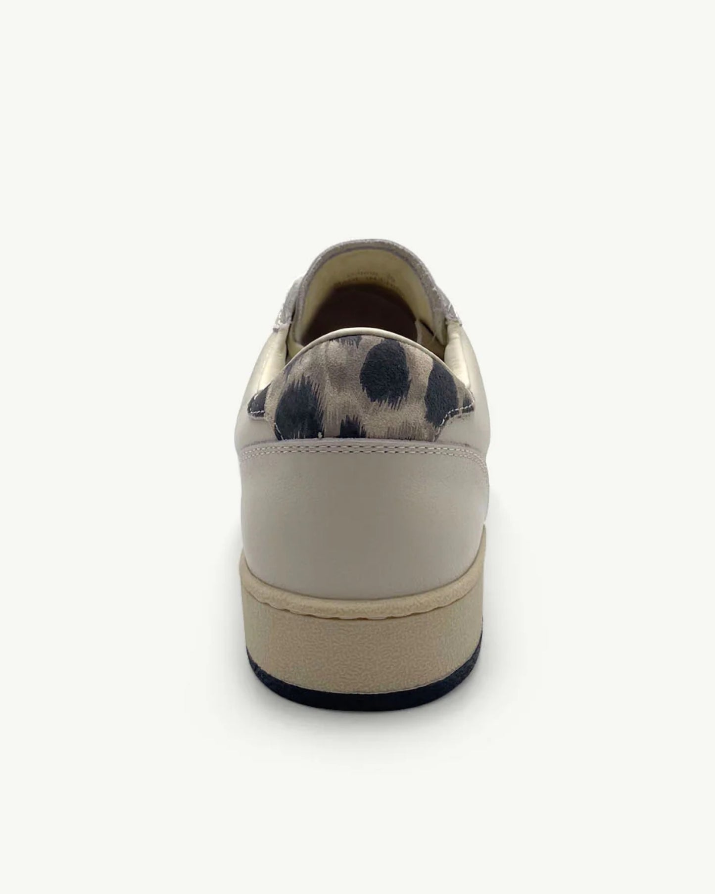 Julz Donna | White + Beige