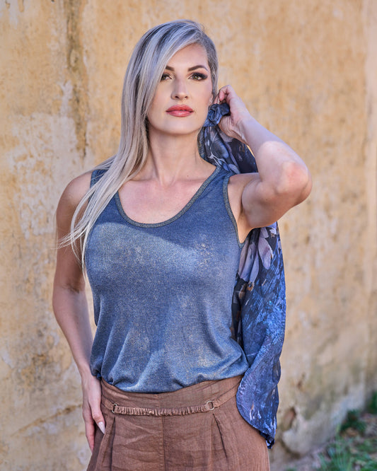 Kissed By Italy Cami | Navy