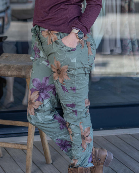 Lily Petal Drawstring Pants | Olive