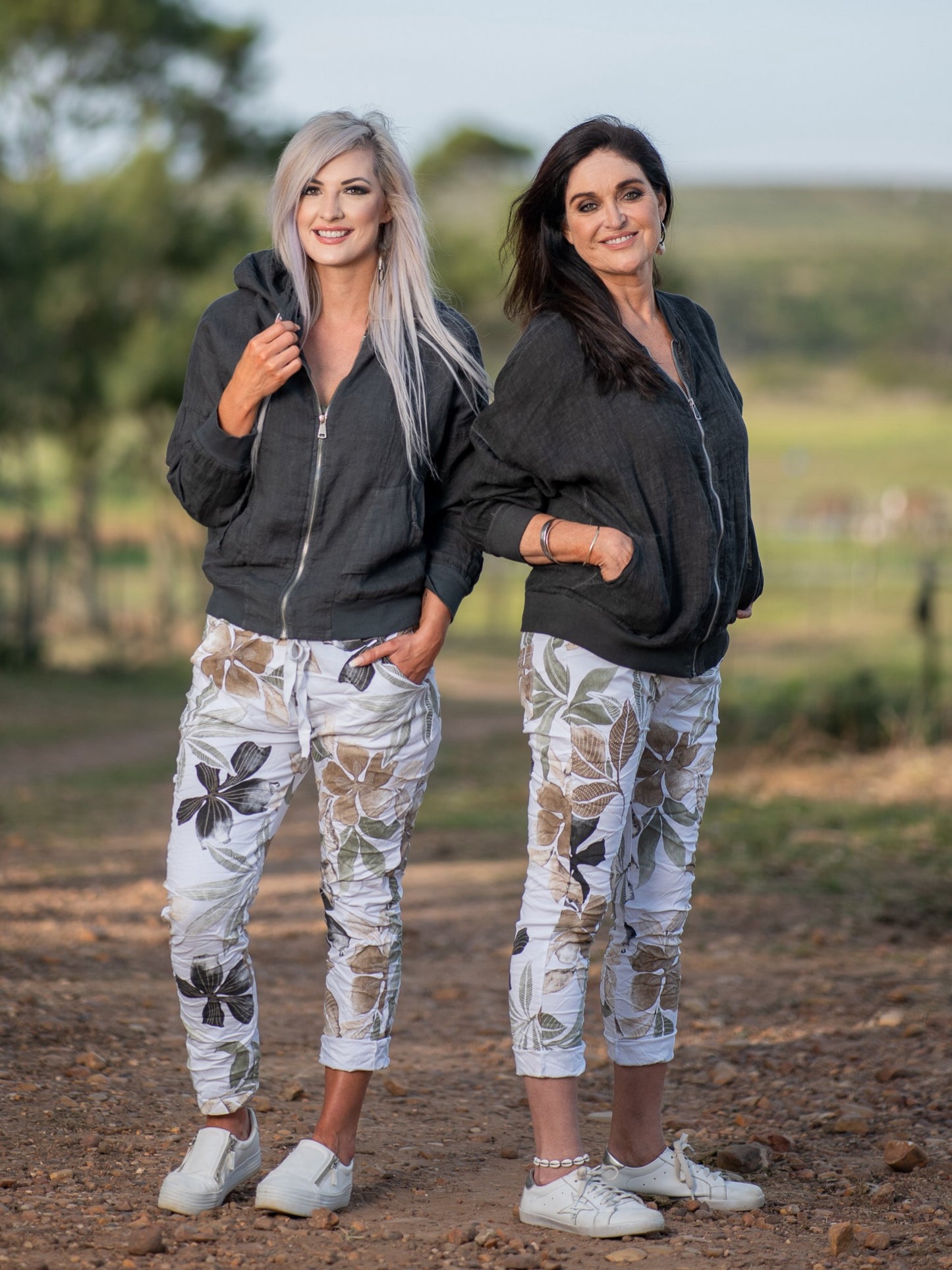 Even though summer is making its appearance it still gets chilly some time - which is why we love this lightweight linen jacket.&nbsp;This casual yet stylish piece features a full front zipper for easy wear, two front pockets for convenience, and ribbed hem, cuffs and collar for a snug, modern fit. Crafted from breathable linen, this hoodie jacket is perfect for layering and transitioning through the seasons, combining comfort with a relaxed, contemporary look