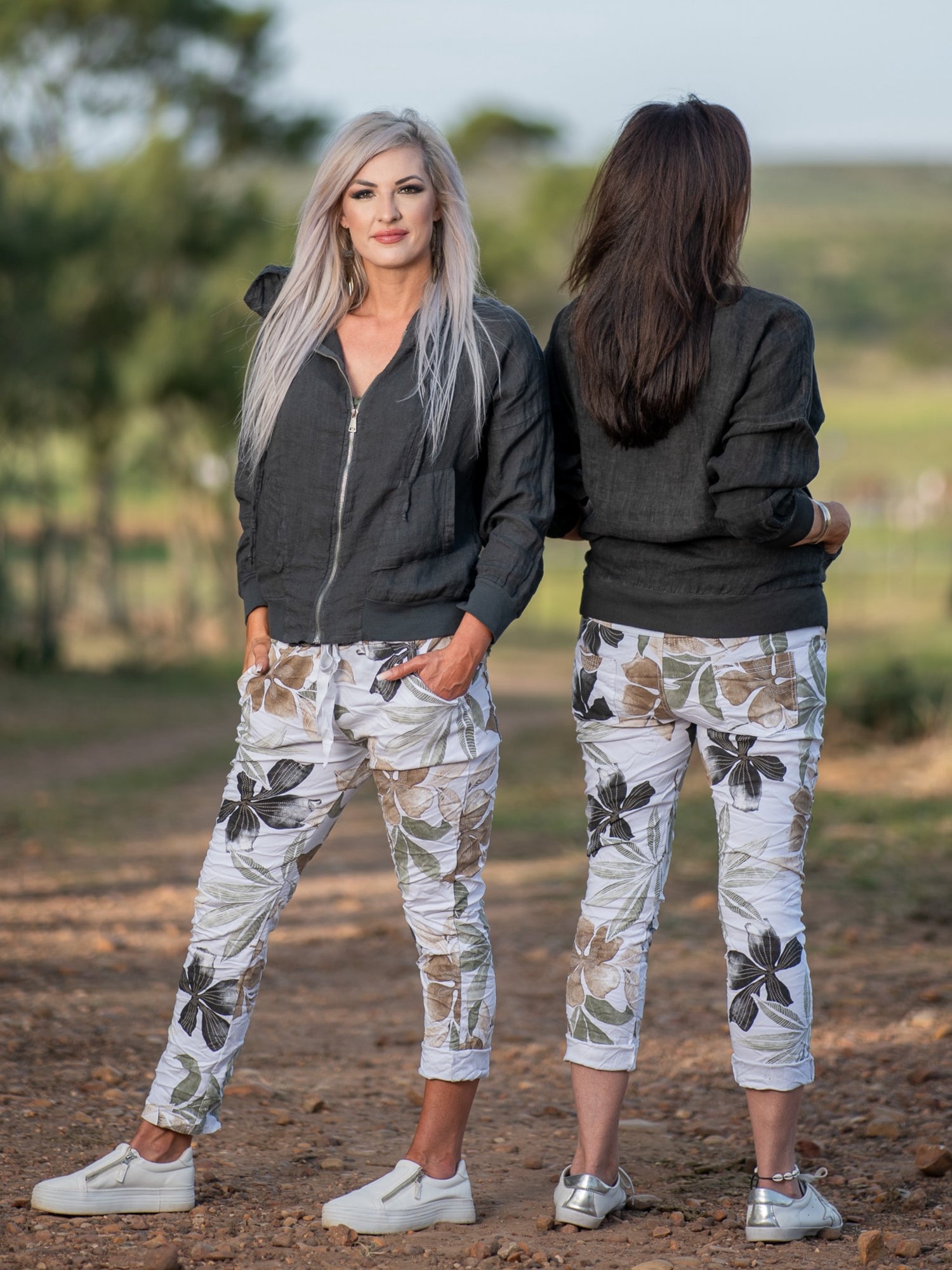 Even though summer is making its appearance it still gets chilly some time - which is why we love this lightweight linen jacket.&nbsp;This casual yet stylish piece features a full front zipper for easy wear, two front pockets for convenience, and ribbed hem, cuffs and collar for a snug, modern fit. Crafted from breathable linen, this hoodie jacket is perfect for layering and transitioning through the seasons, combining comfort with a relaxed, contemporary look